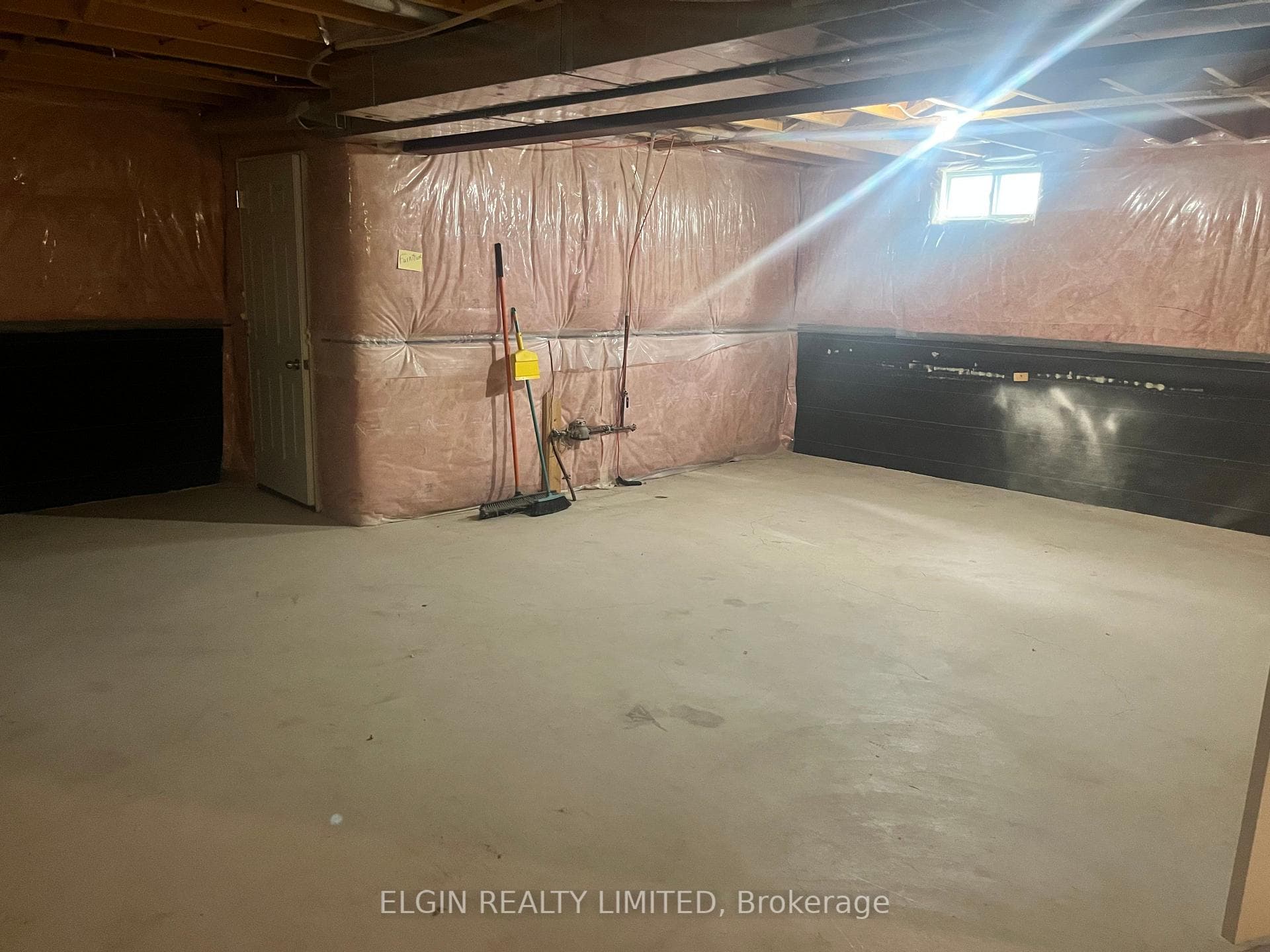 600 Highview Drive photo 25
