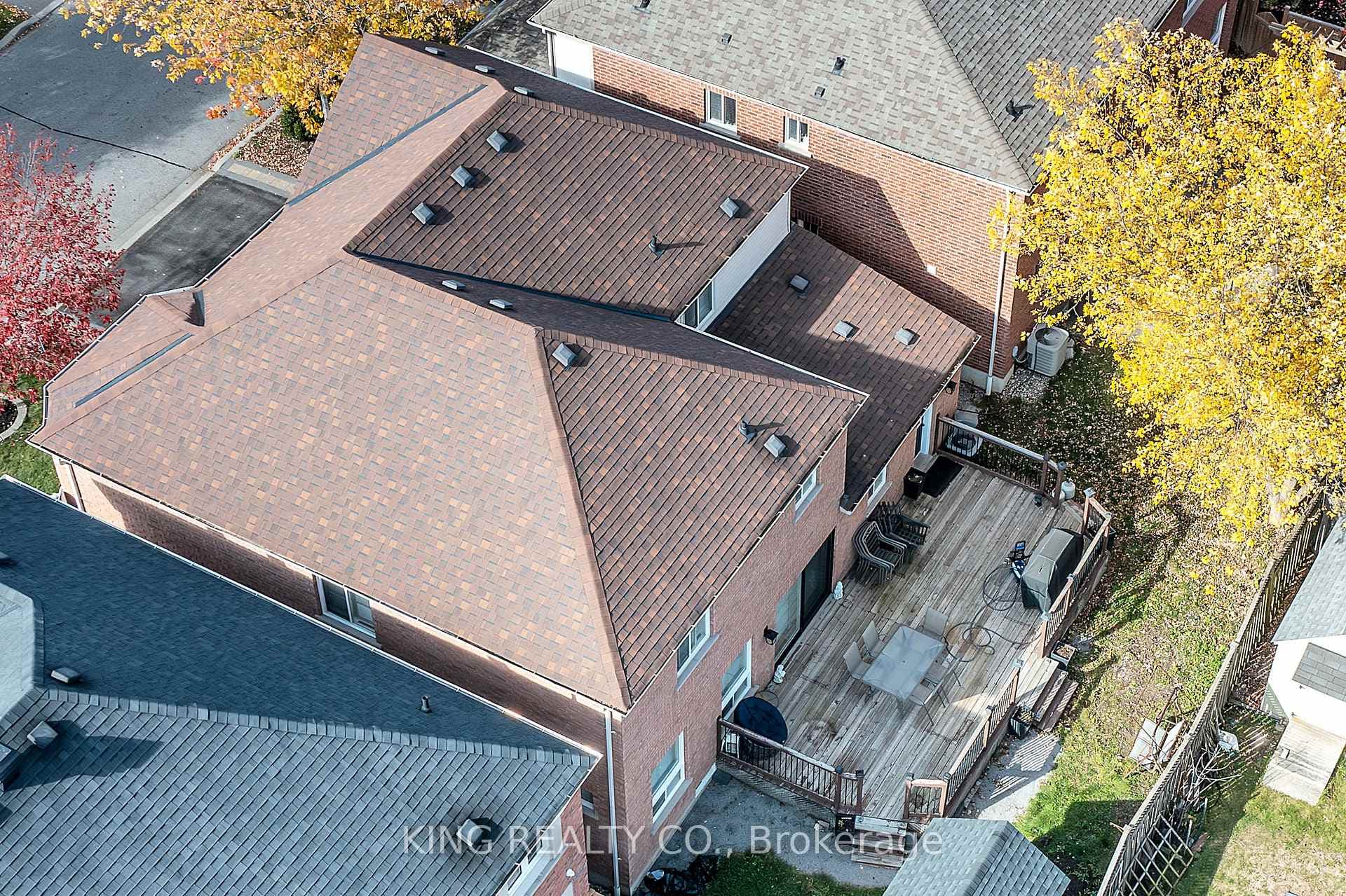 71 Montebello Crescent photo 30