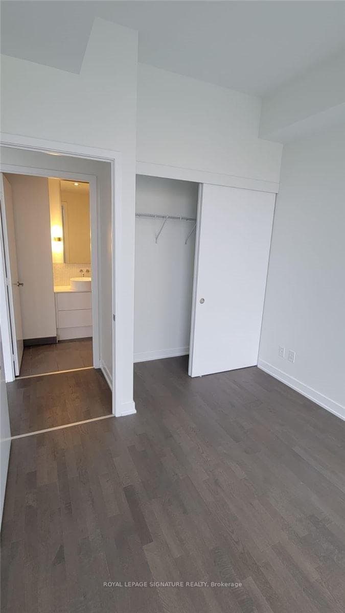 185 Roehampton Avenue Unit 610 photo 16