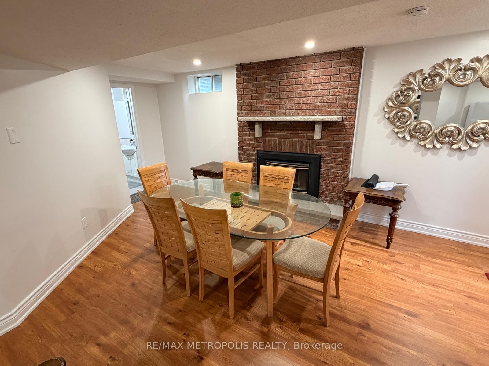 216 Gwendolyn Street Unit #Basement photo 5