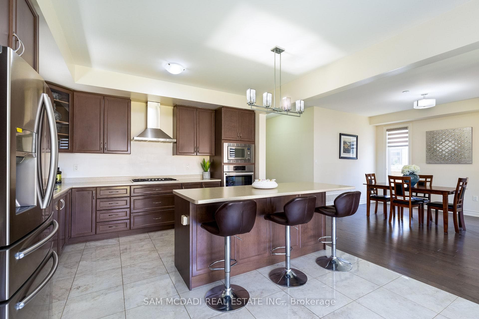 17 Mugford Crescent photo 7