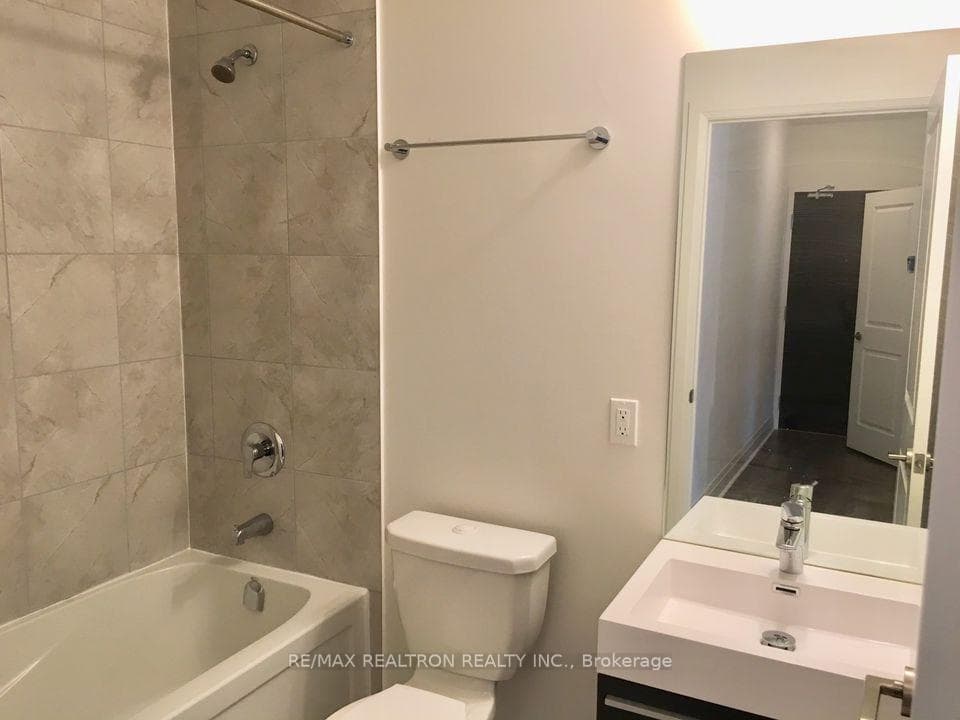17 Zorra Street Unit 211 photo 5