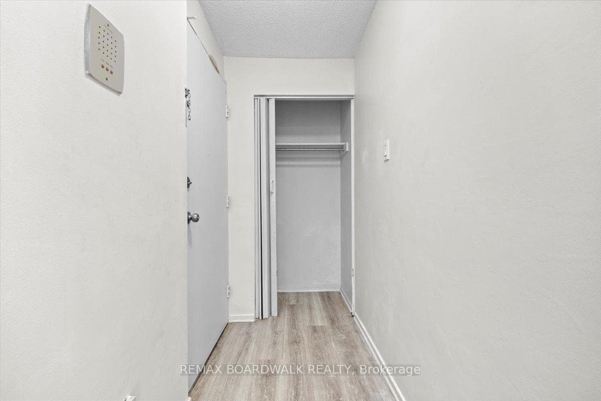 Spacious in-unit foyer