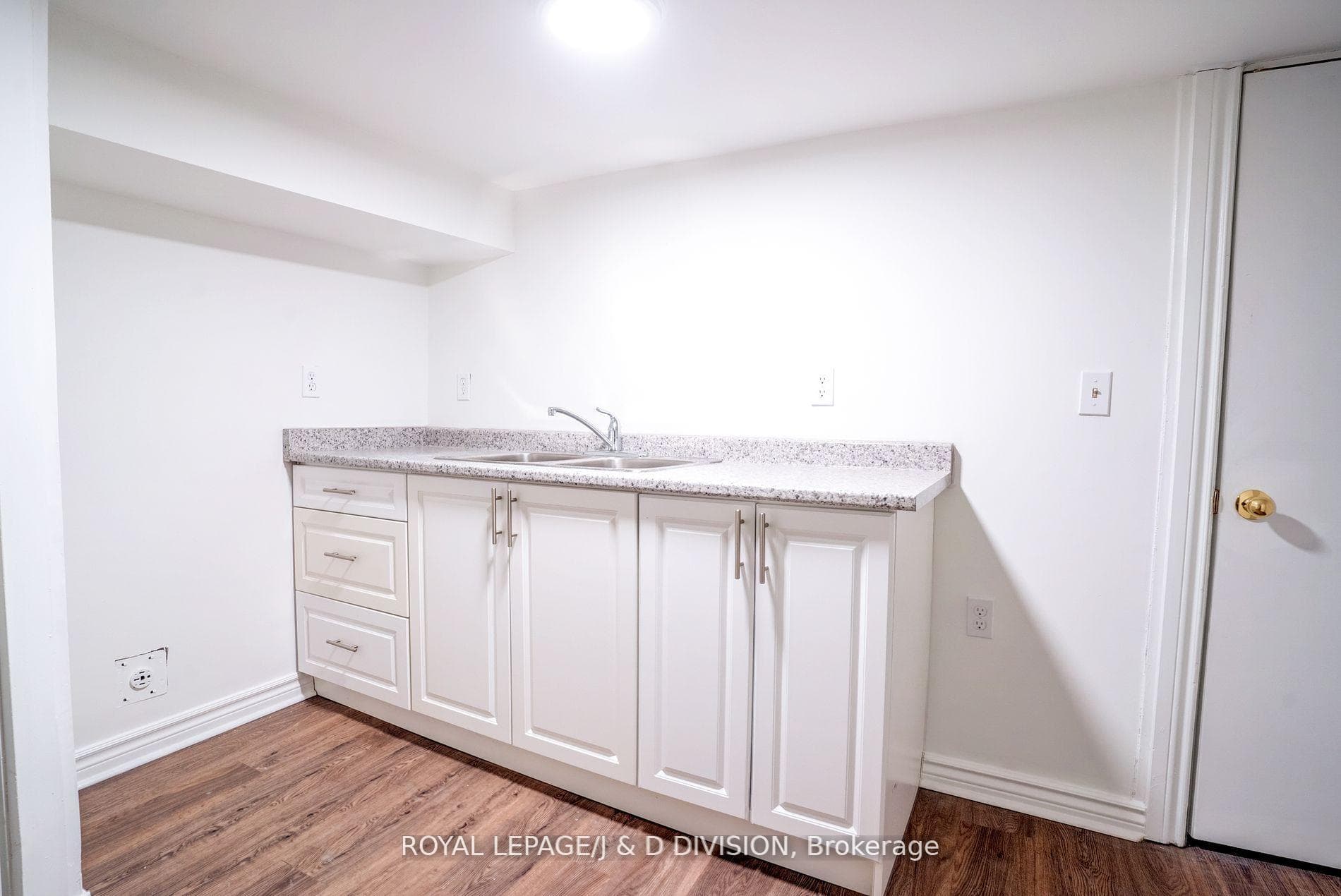 94 Brookside Drive photo 32