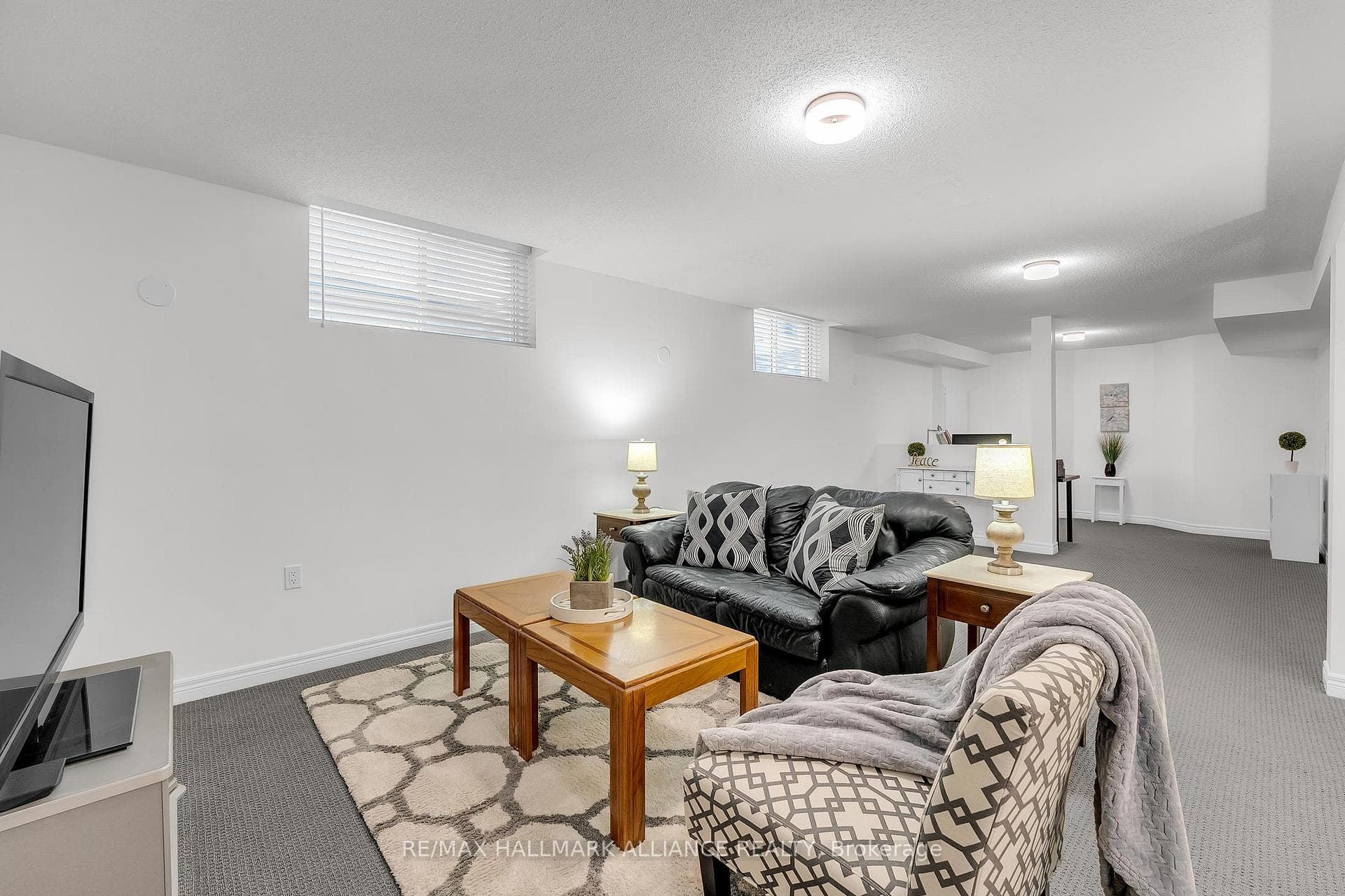 64 BASSWOOD Drive photo 26