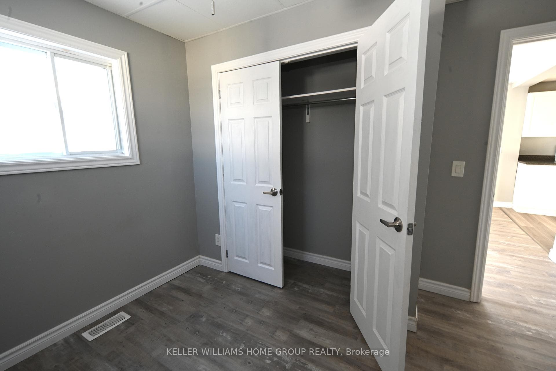 262 Albert Avenue photo 16