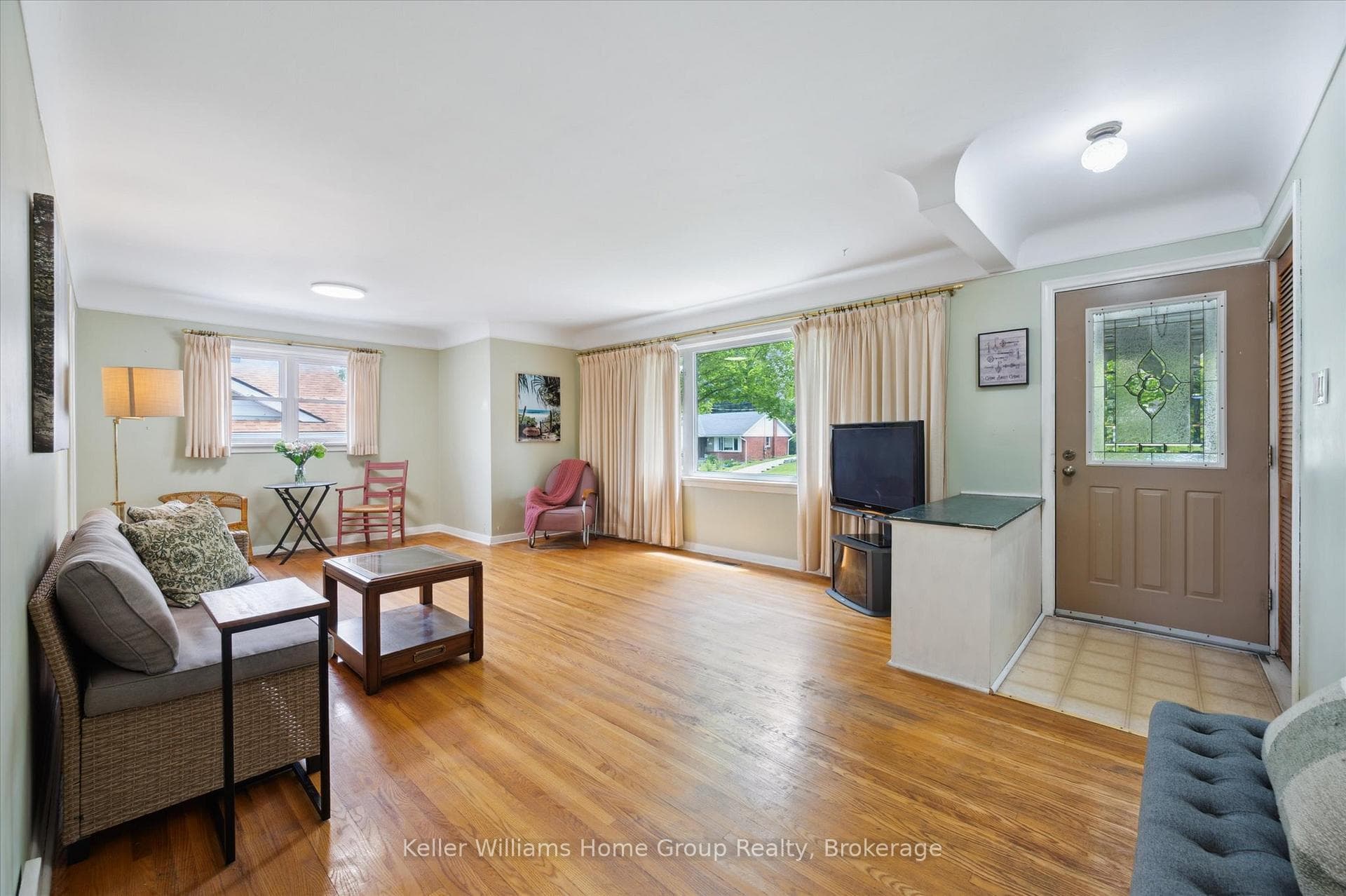 20 Cadillac Drive photo 6
