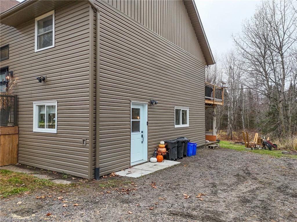 194 EDMOND Road photo 40