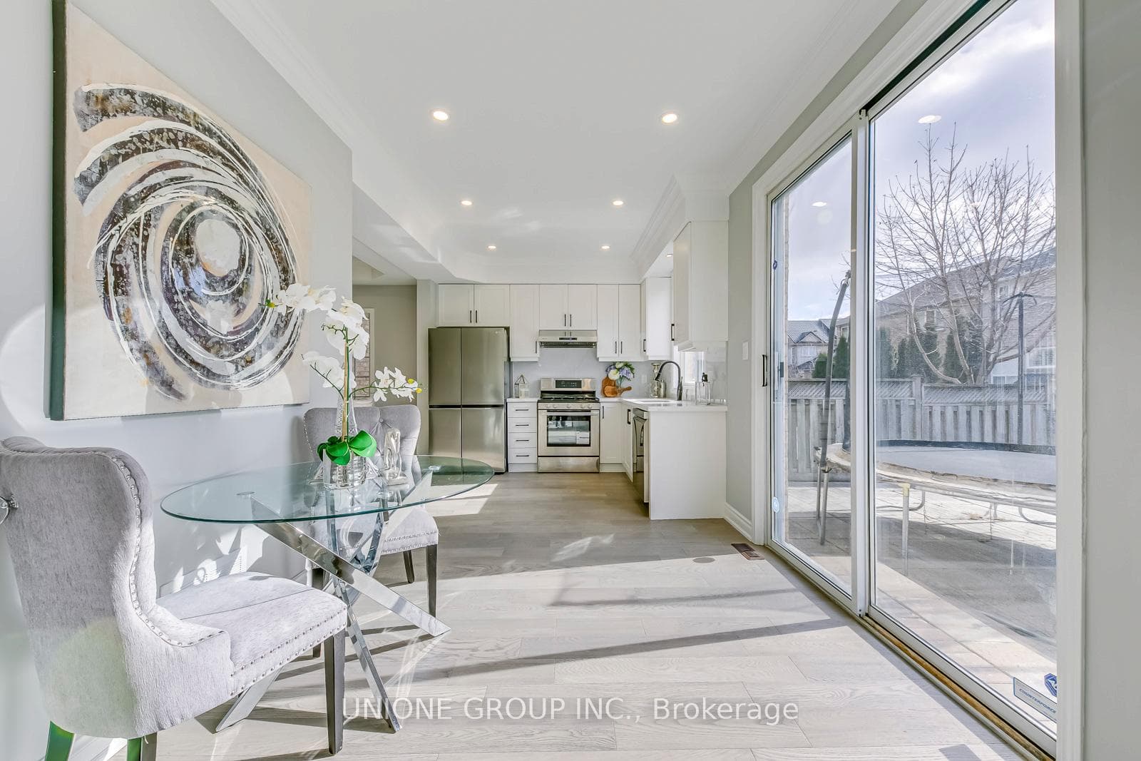5548 Capri Gate photo 13