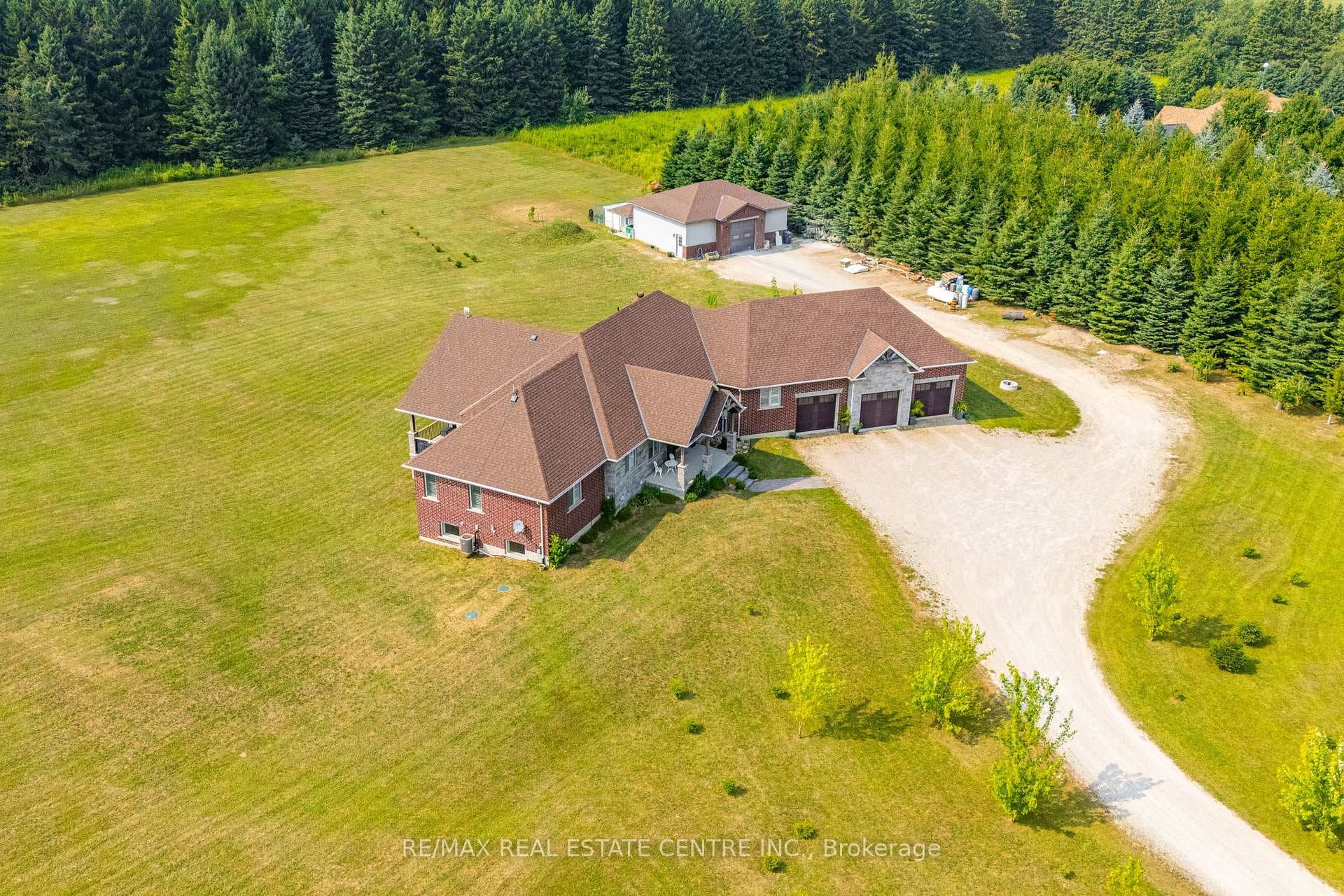 023181 Erin East Garafraxa Townline photo 6
