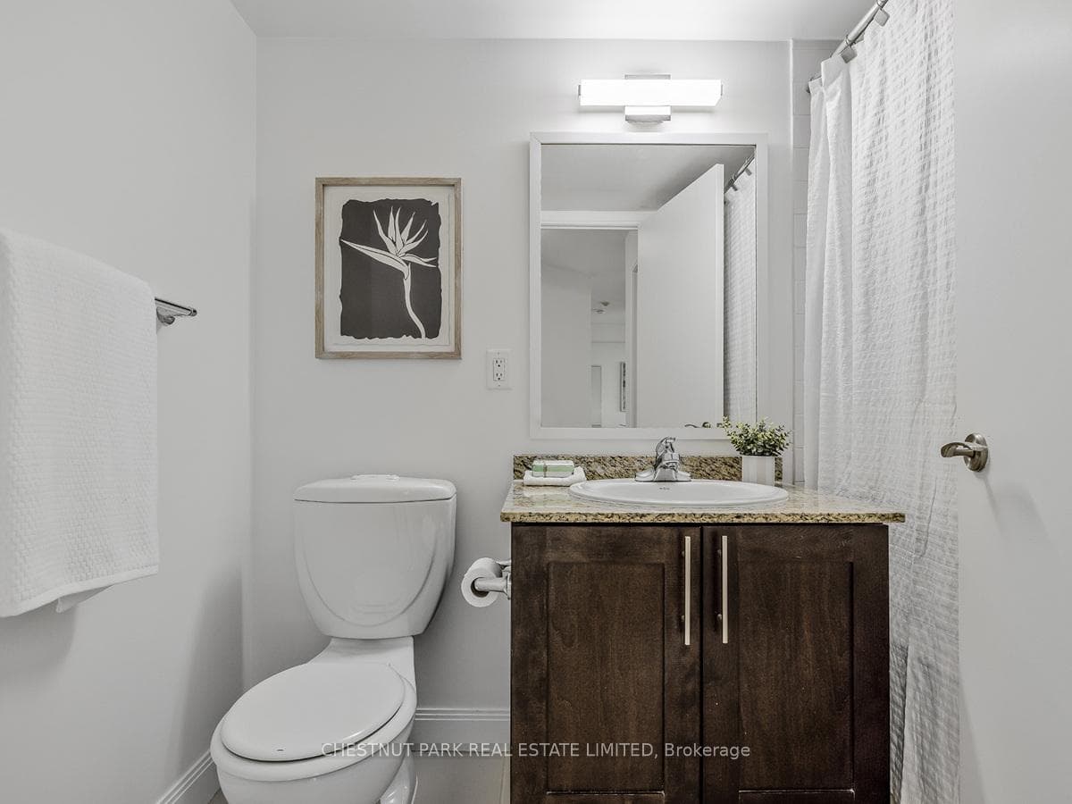 2191 Yonge Street Unit 1708 photo 23