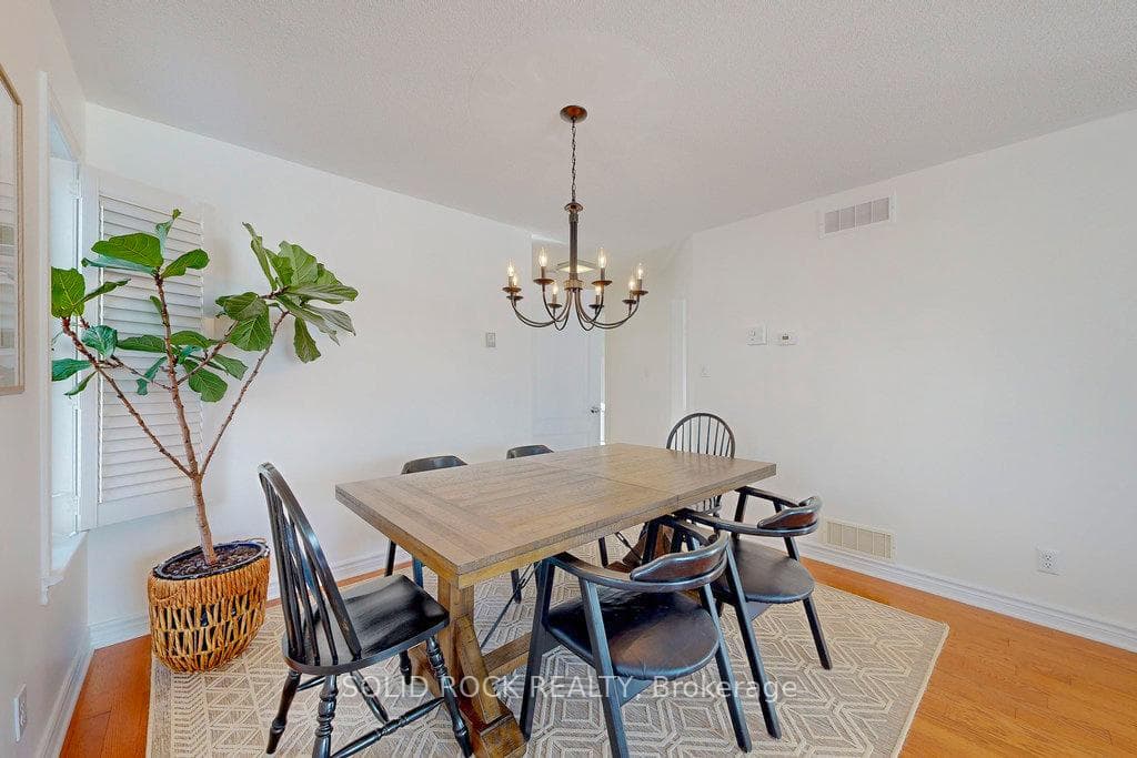 83 Comba Drive photo 15