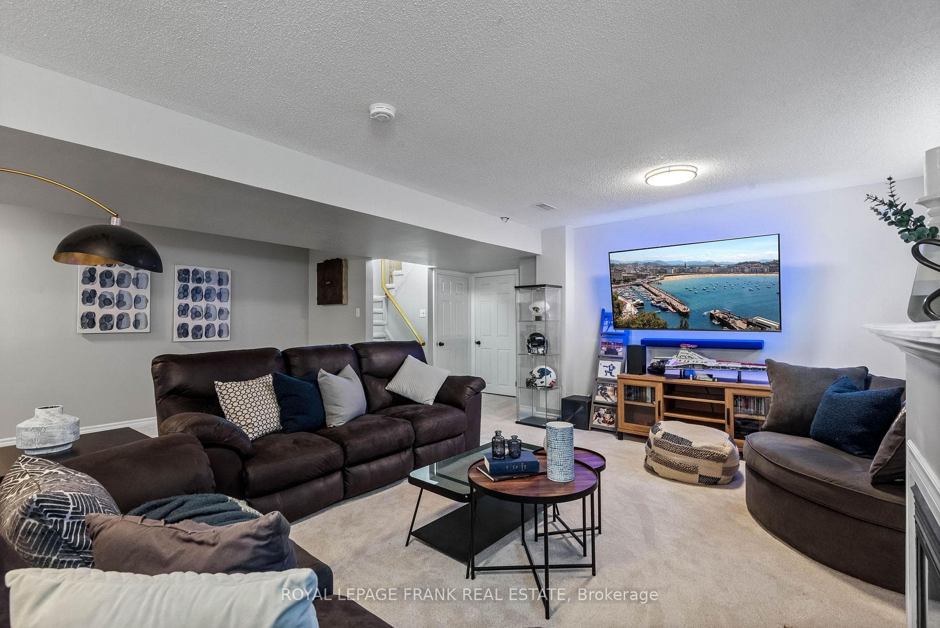 183 Eldad Drive photo 32