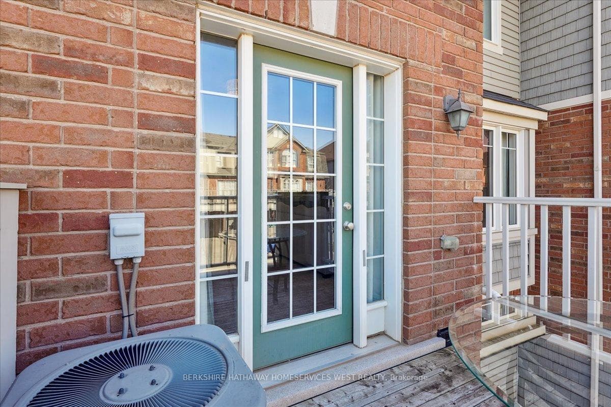 222 Septimus Heights photo 19