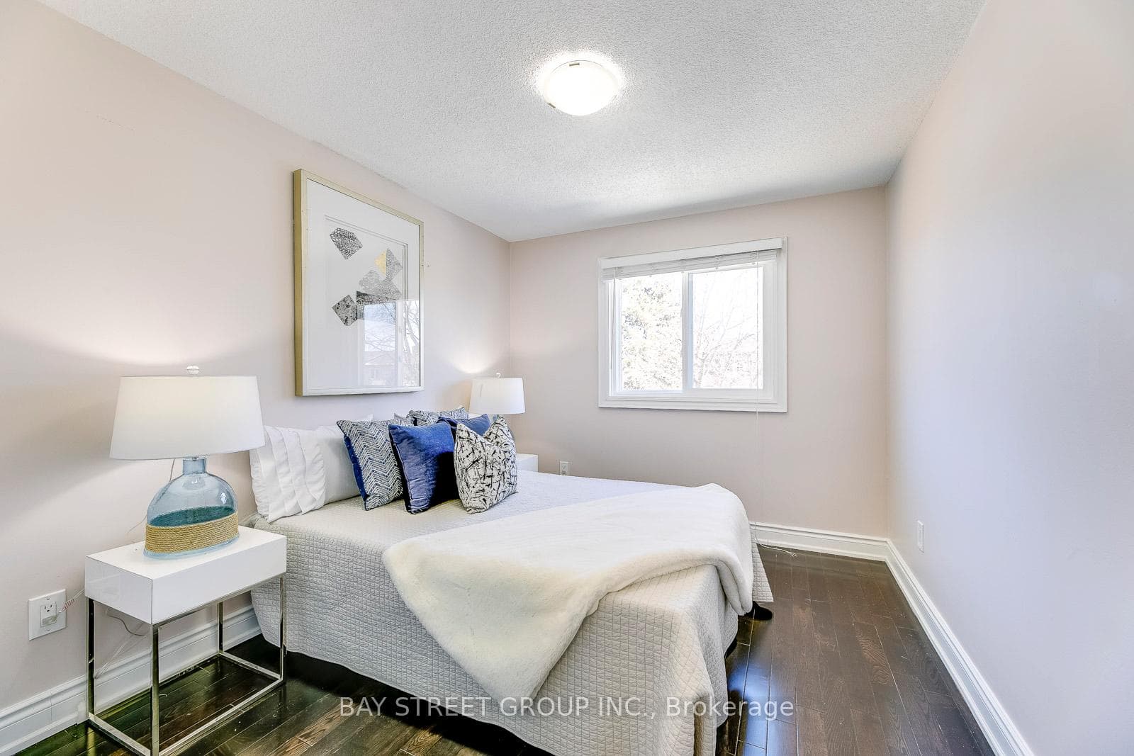 7085 Tamar Mews photo 23