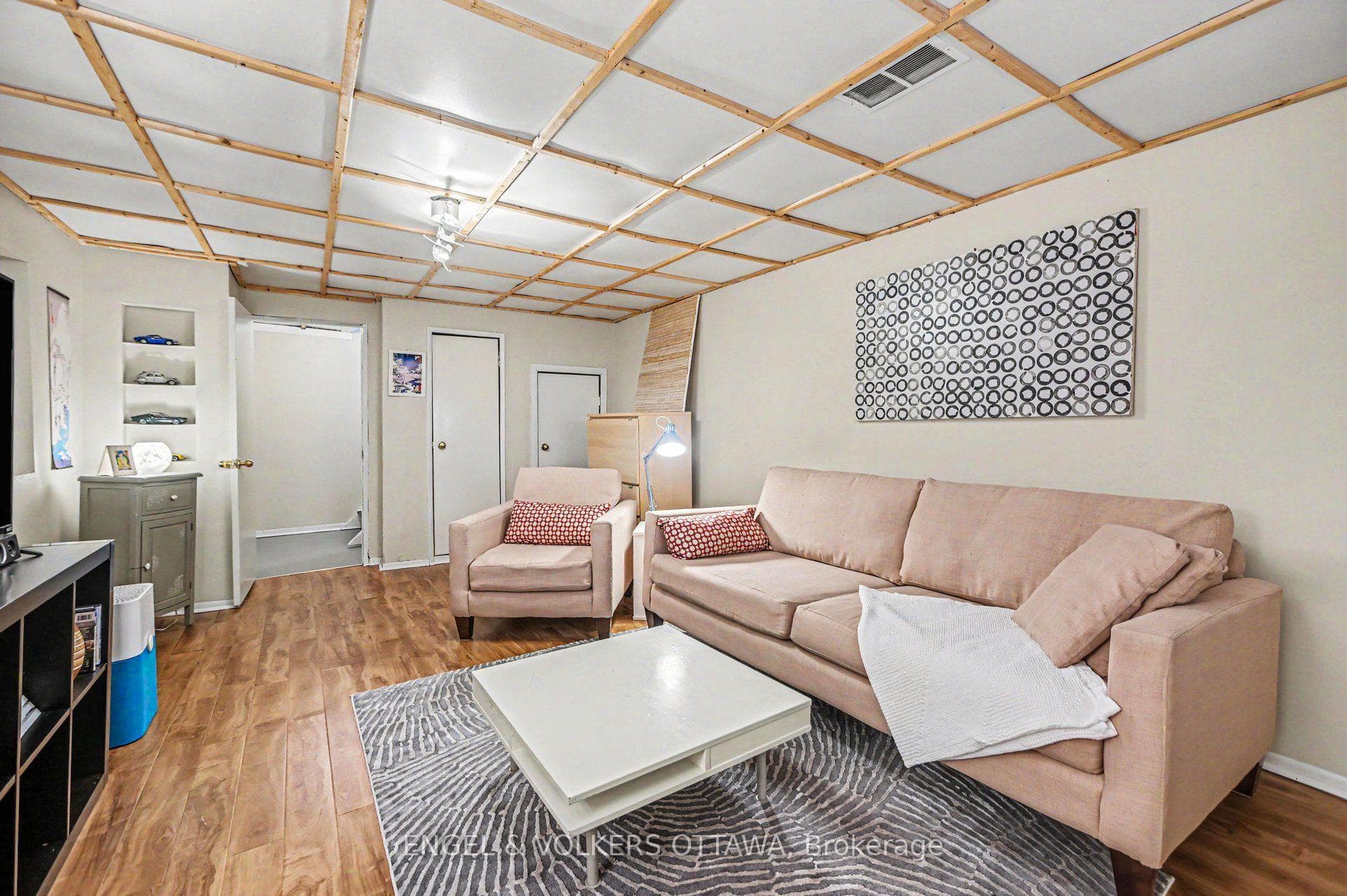 1319 Kingston Avenue photo 25