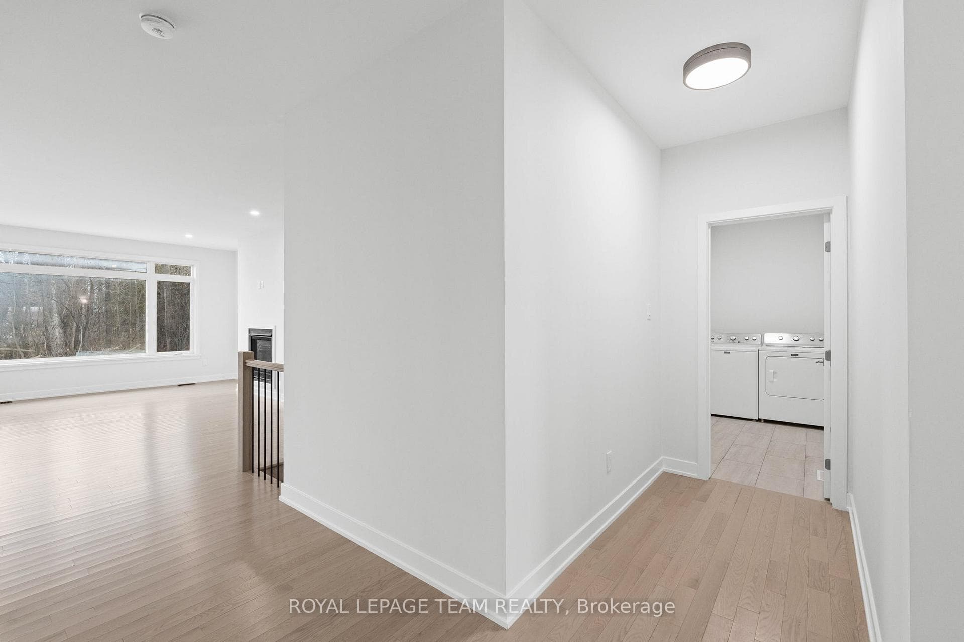 295 WOOD Avenue photo 26