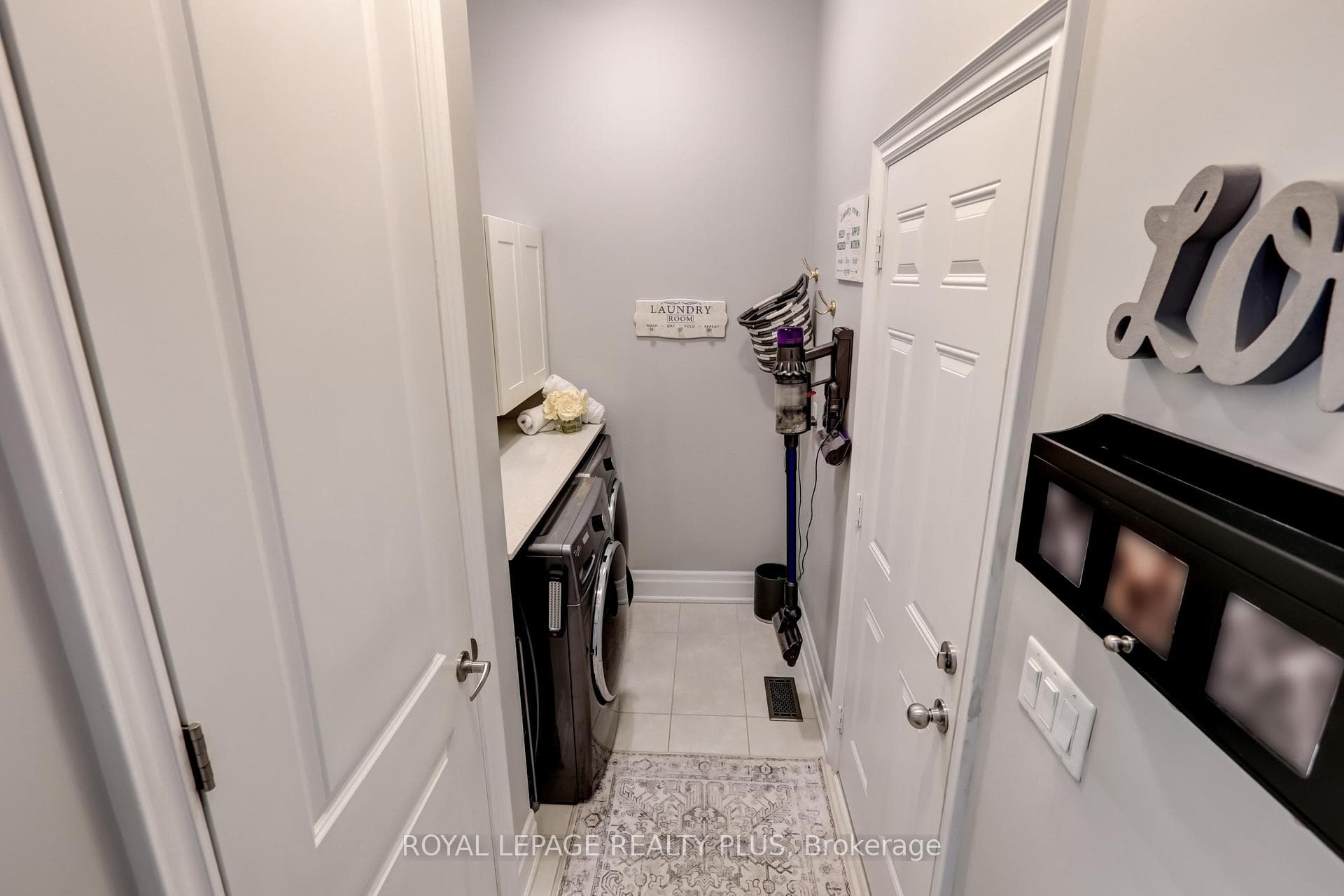 3130 Millicent Avenue photo 14