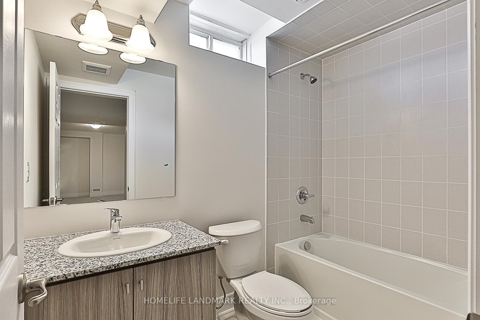 62 Jinnah Avenue photo 40