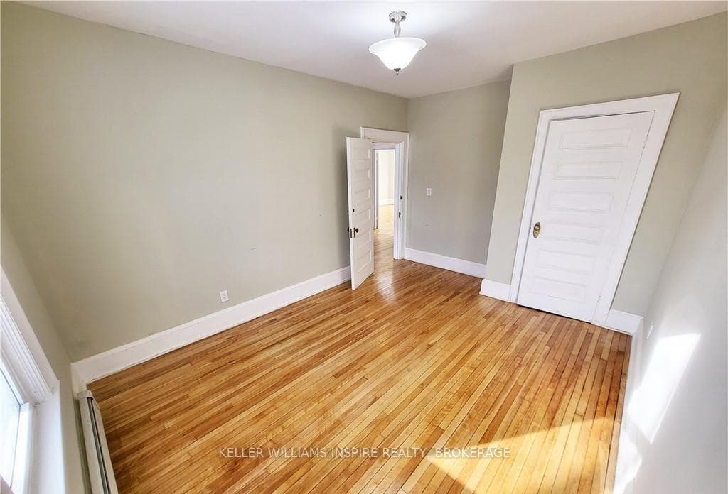 406 Algonquin Avenue Unit front photo 18
