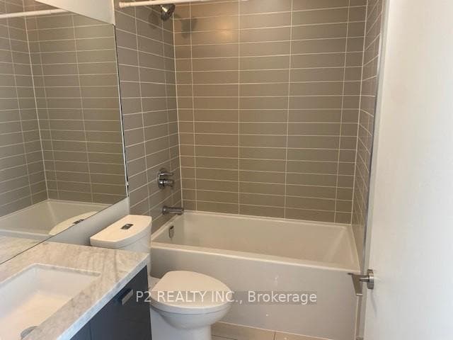 290 Adelaide Street Unit 3703 photo 9