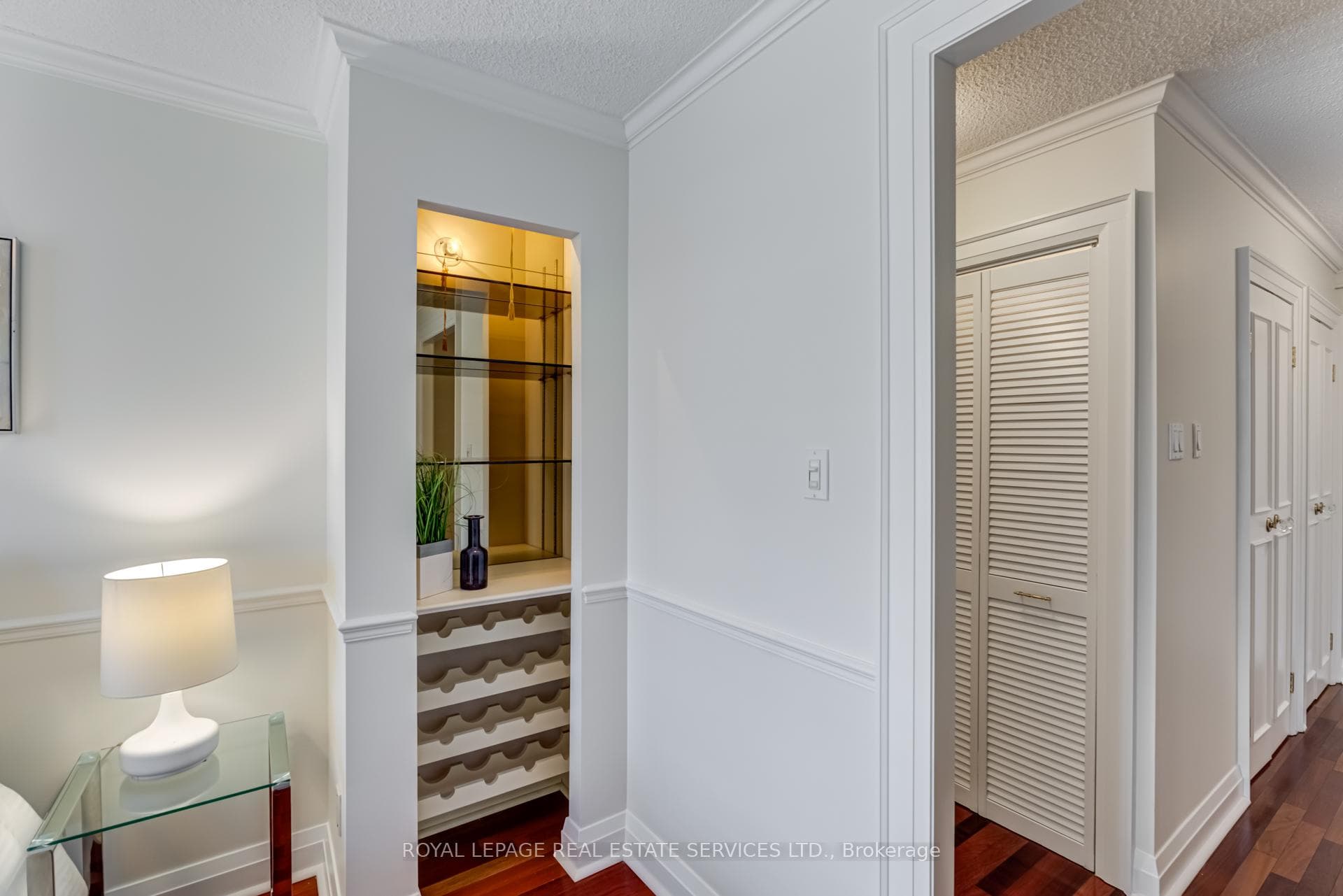 80 Quebec Avenue Unit 206 photo 18