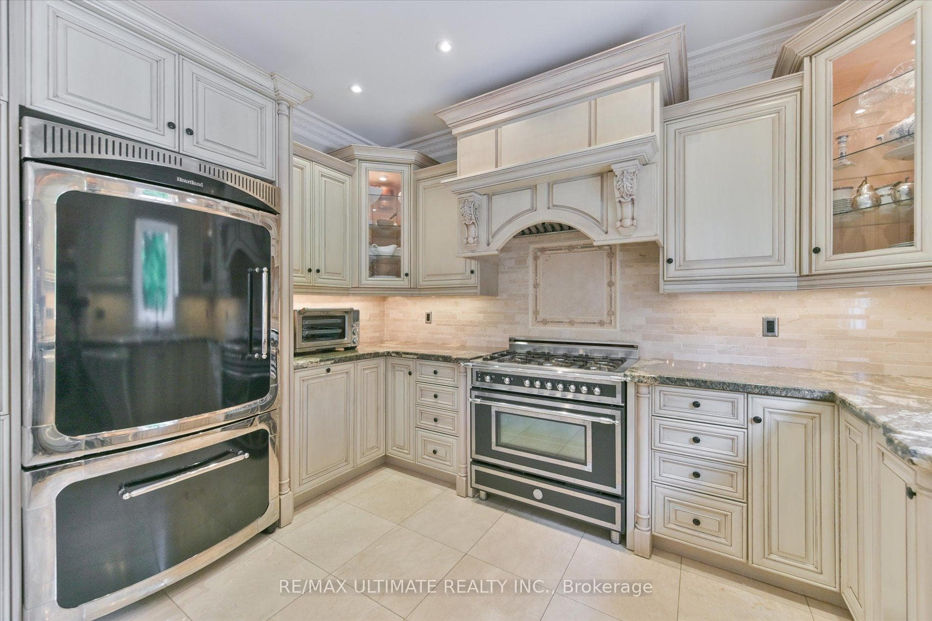 123 Village Green Drive photo 15