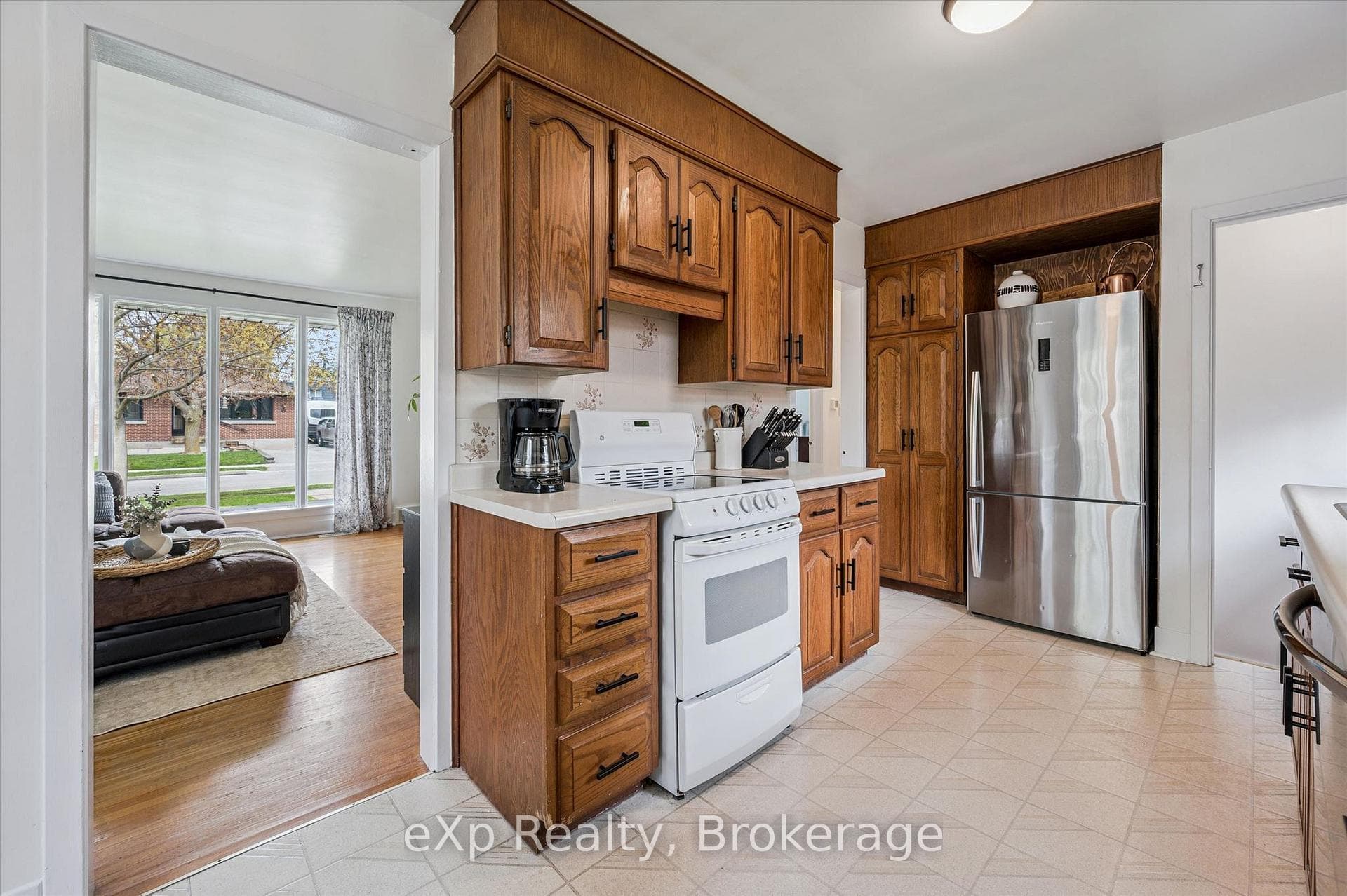14 Glenwood Avenue photo 12