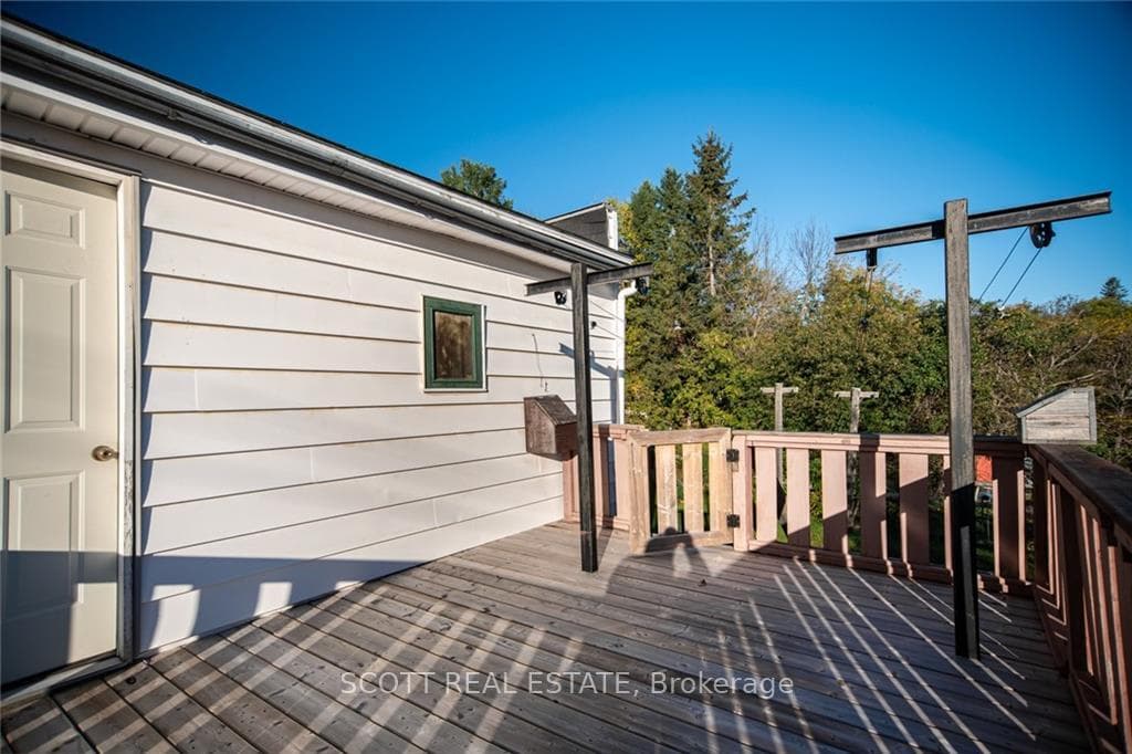 480 BLANK Street photo 30