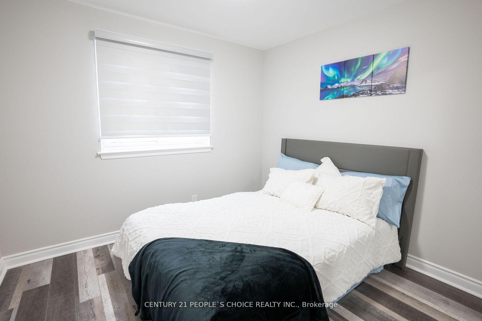 5 Ladore Drive photo 18
