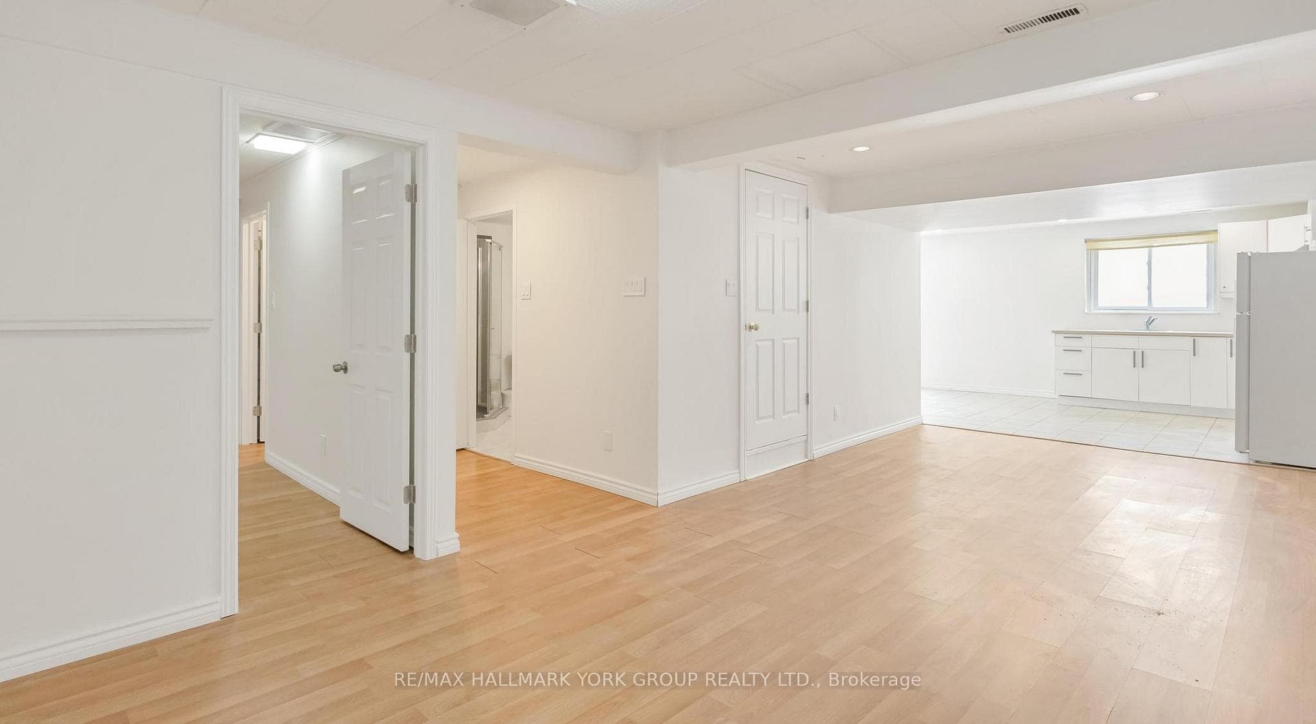 15 Banff Drive Unit (Basement) photo 9
