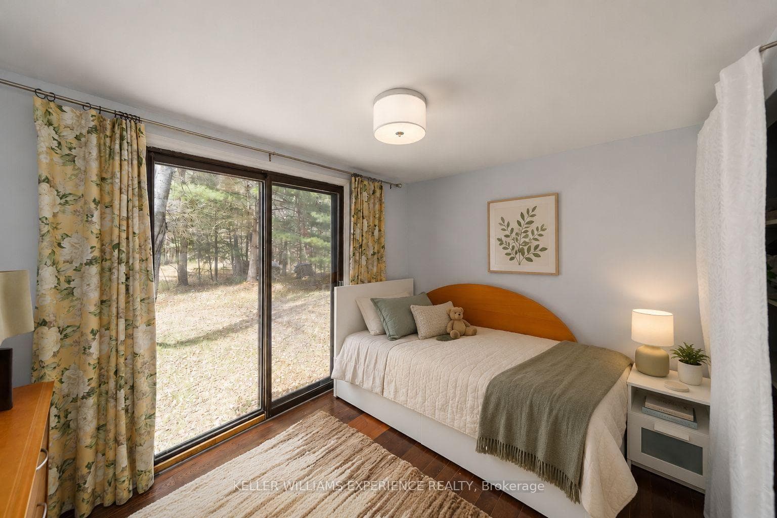 7390 Sadowa Road photo 11