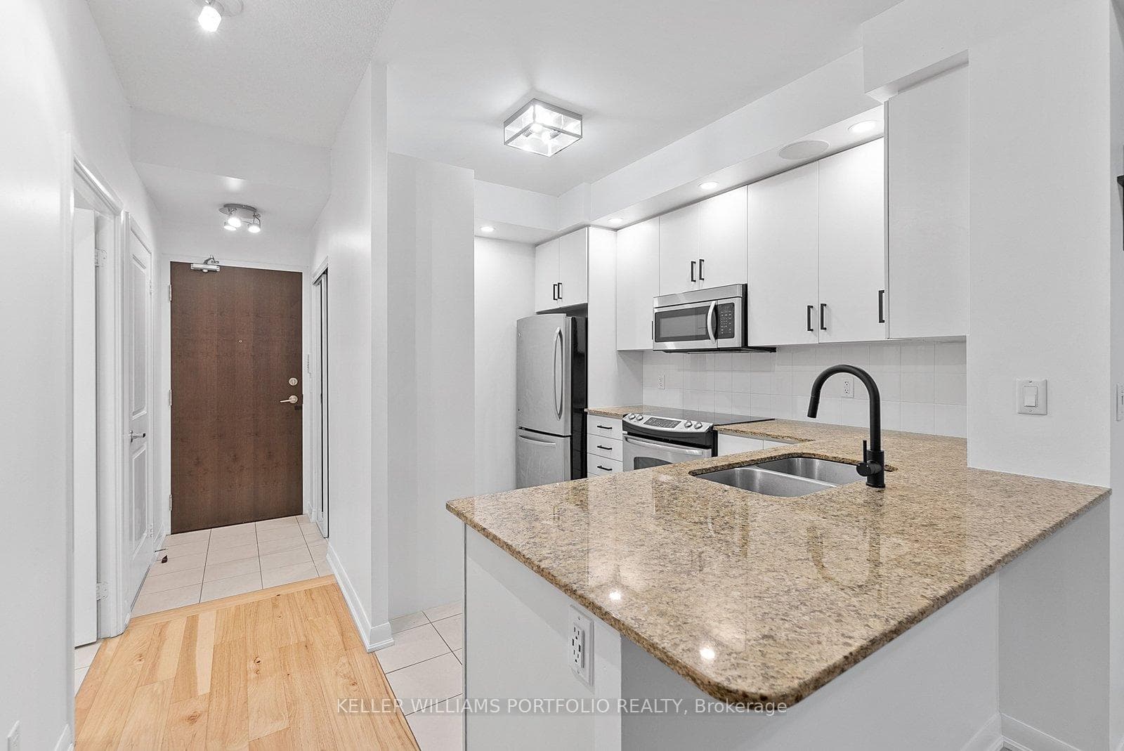 205 Sherway Gardens Road Unit 212 photo 8