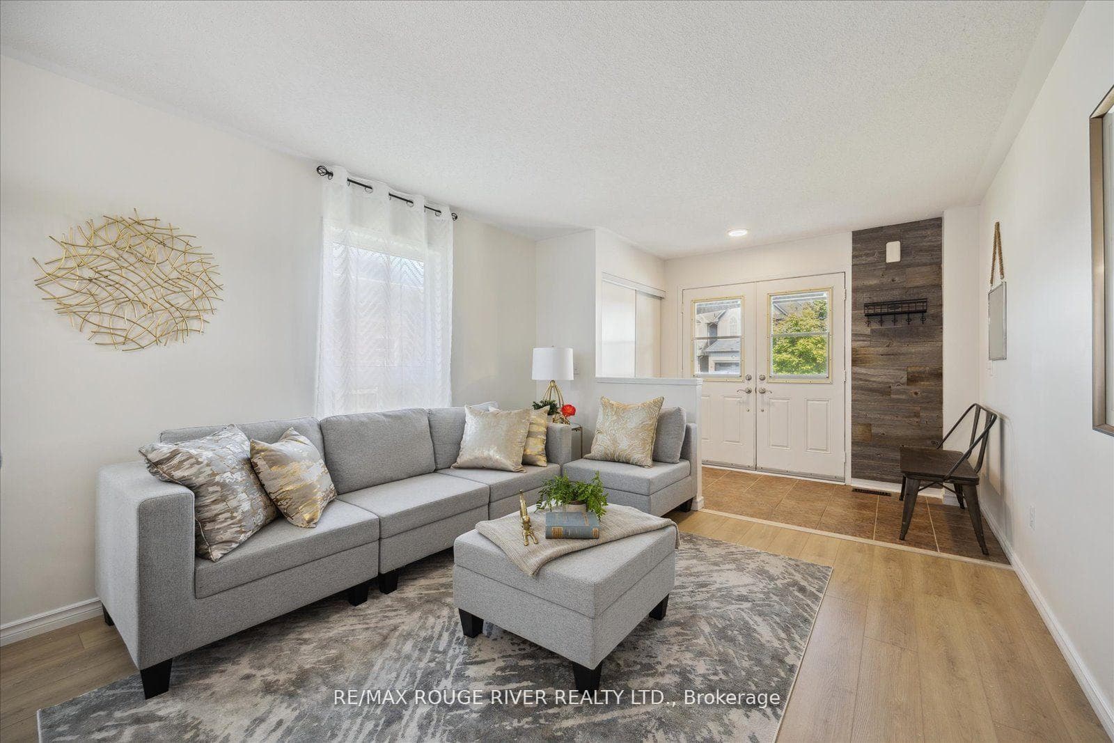 163 Allworth Crescent photo 6