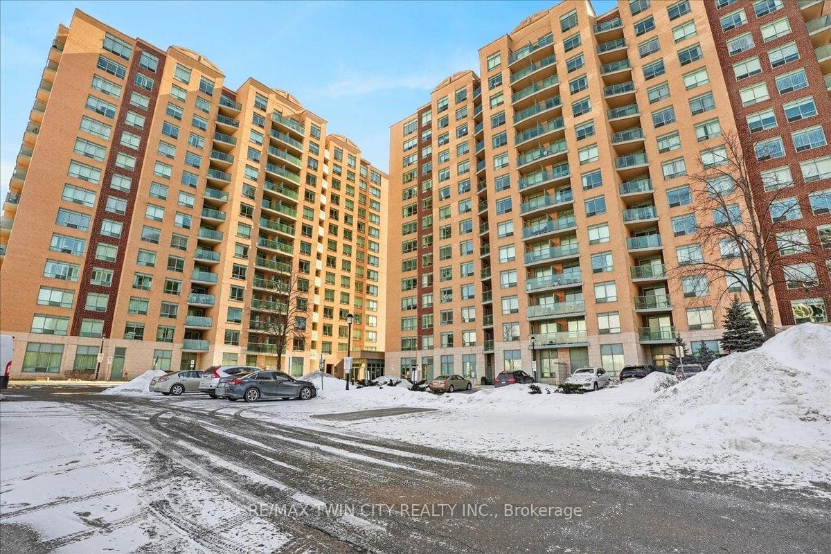 23 Oneida Crescent Unit 409 photo 5
