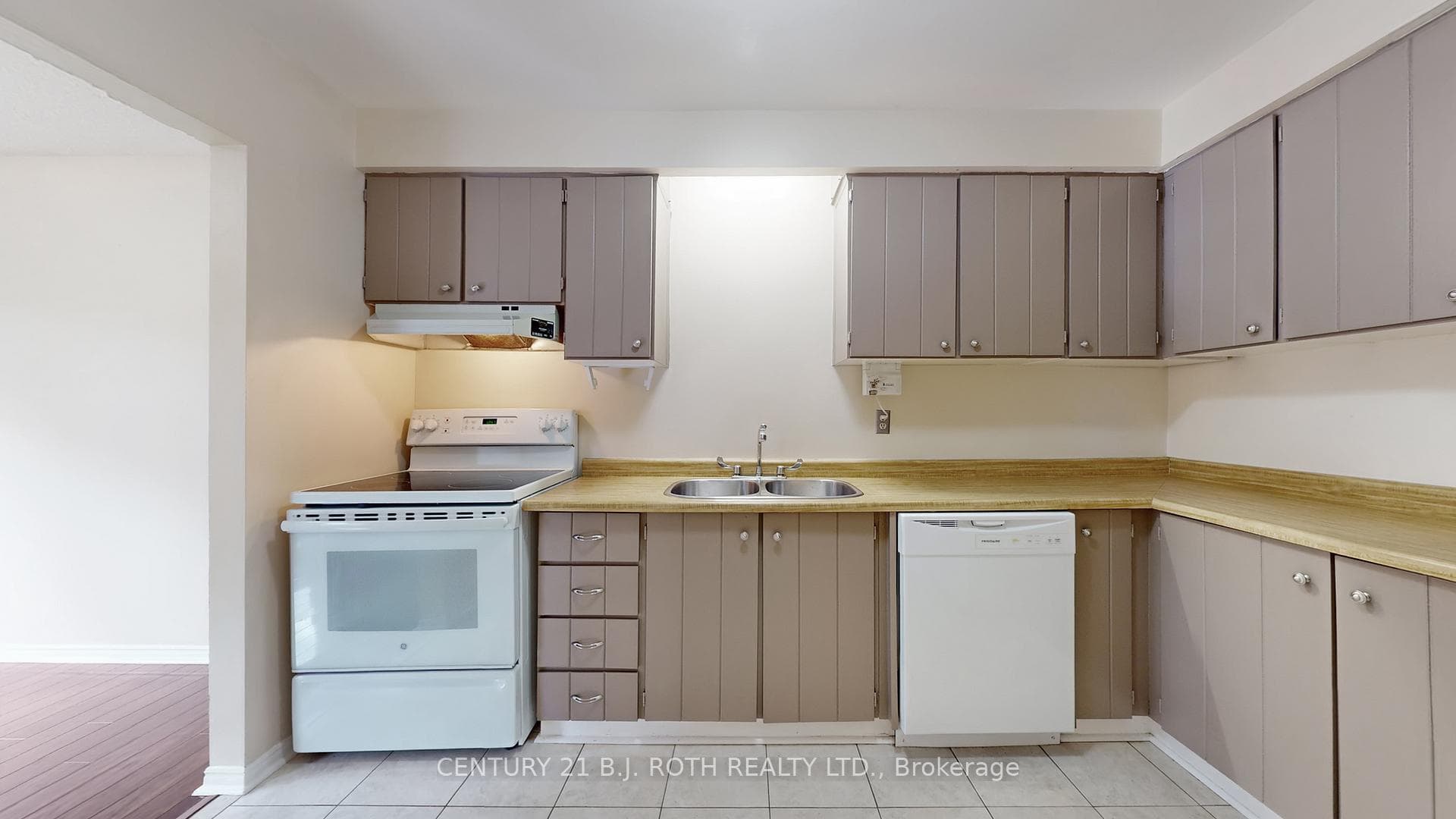 6100 Montevideo Road Unit 24 photo 10
