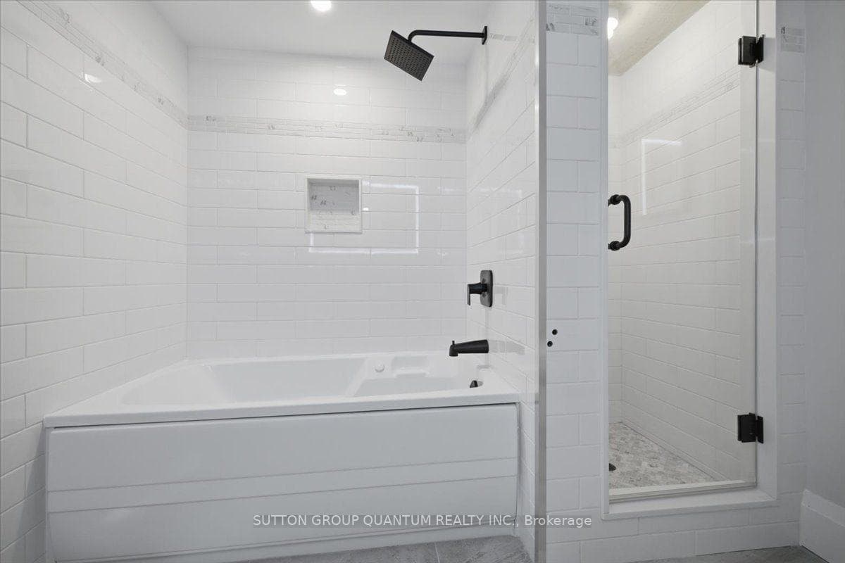 335 Webb Drive Unit PH106 photo 26