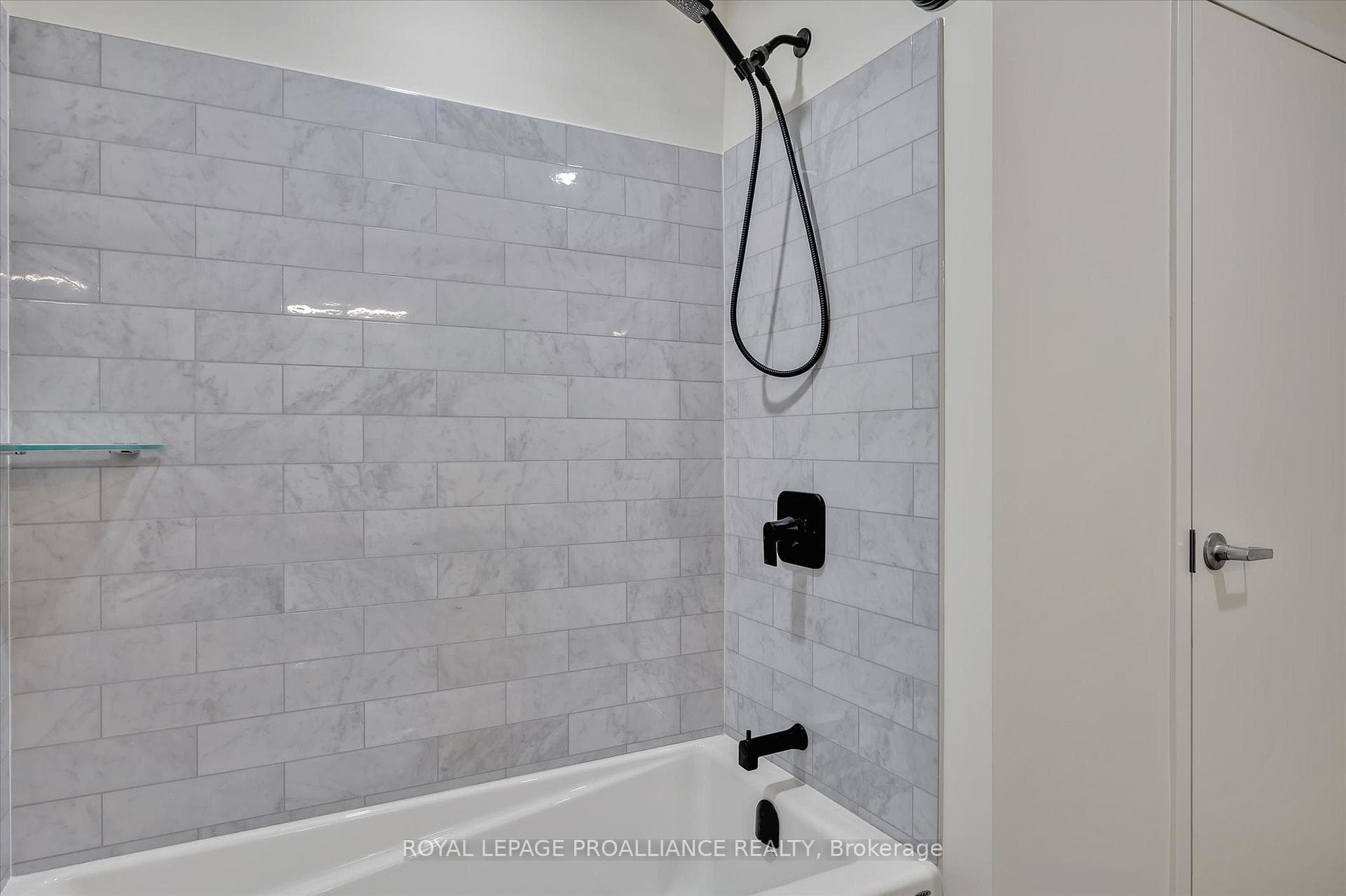 380 George Street Unit 2A photo 28