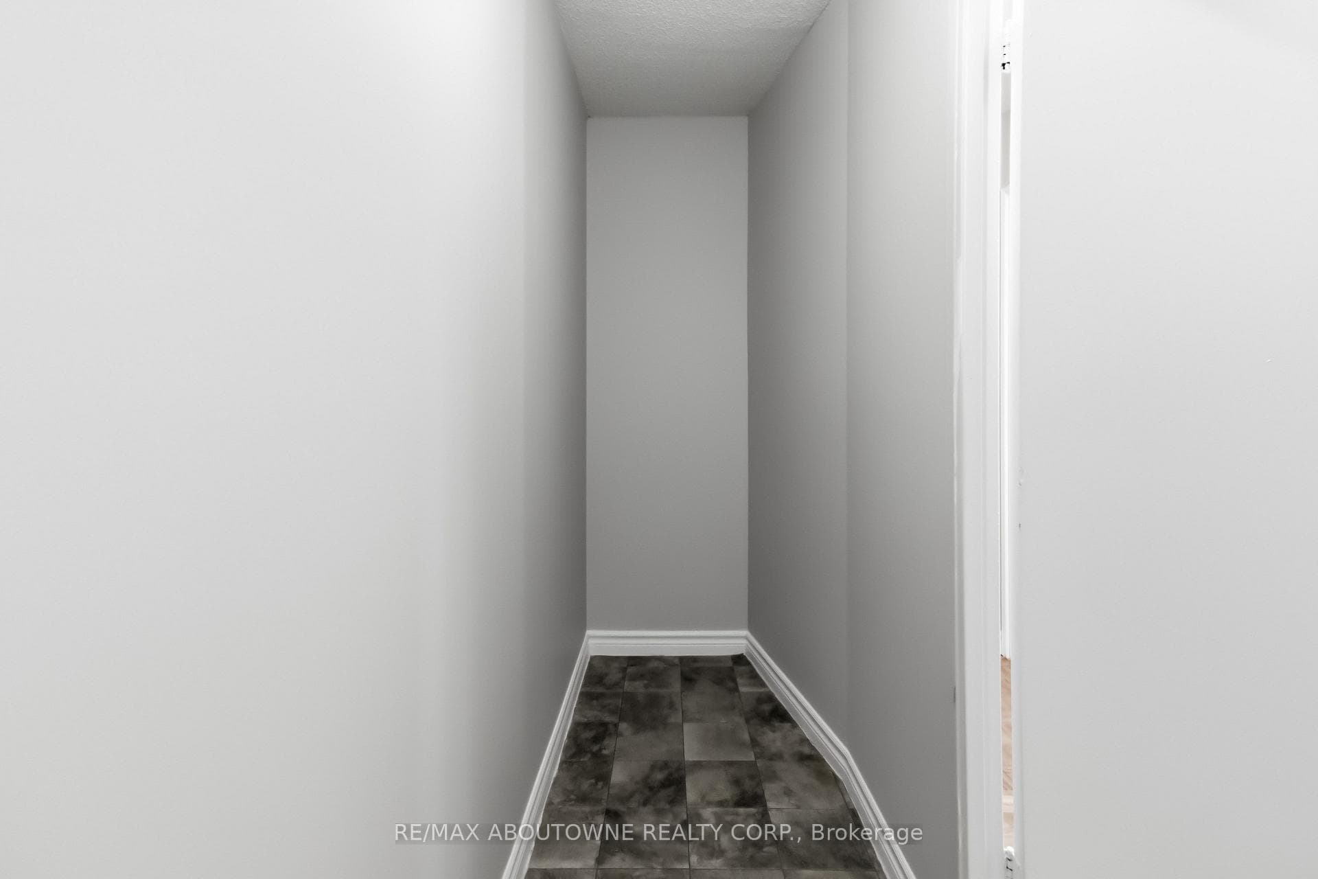 60 Park Avenue Unit 1003 photo 20