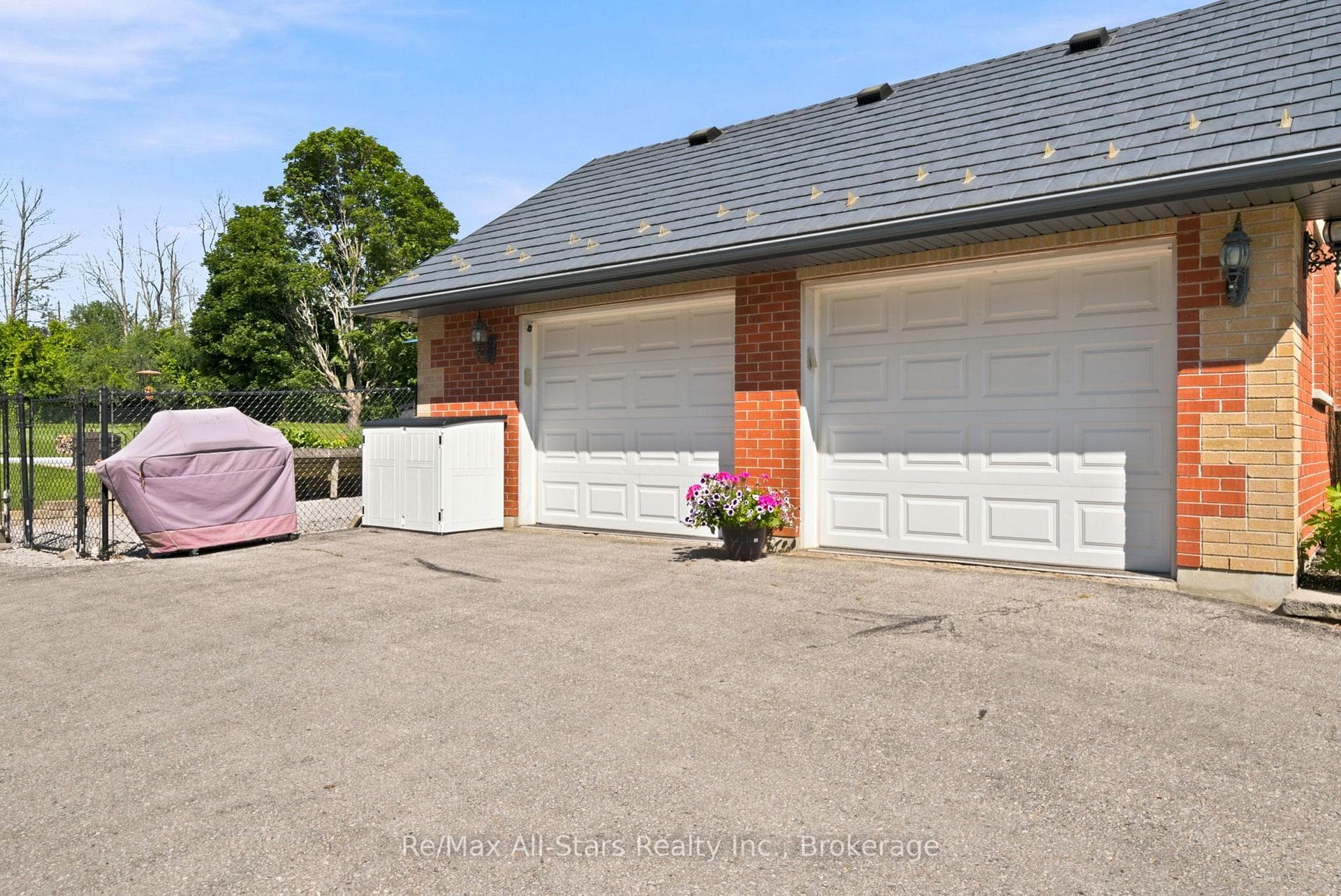 21180 Brunon Avenue photo 32