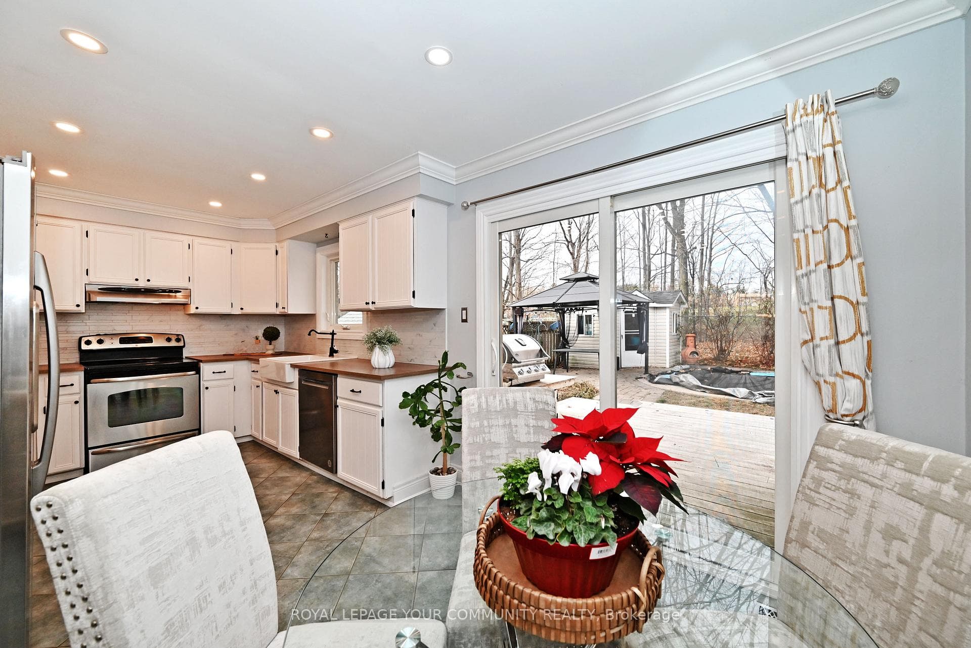 188 Kemano Road photo 12