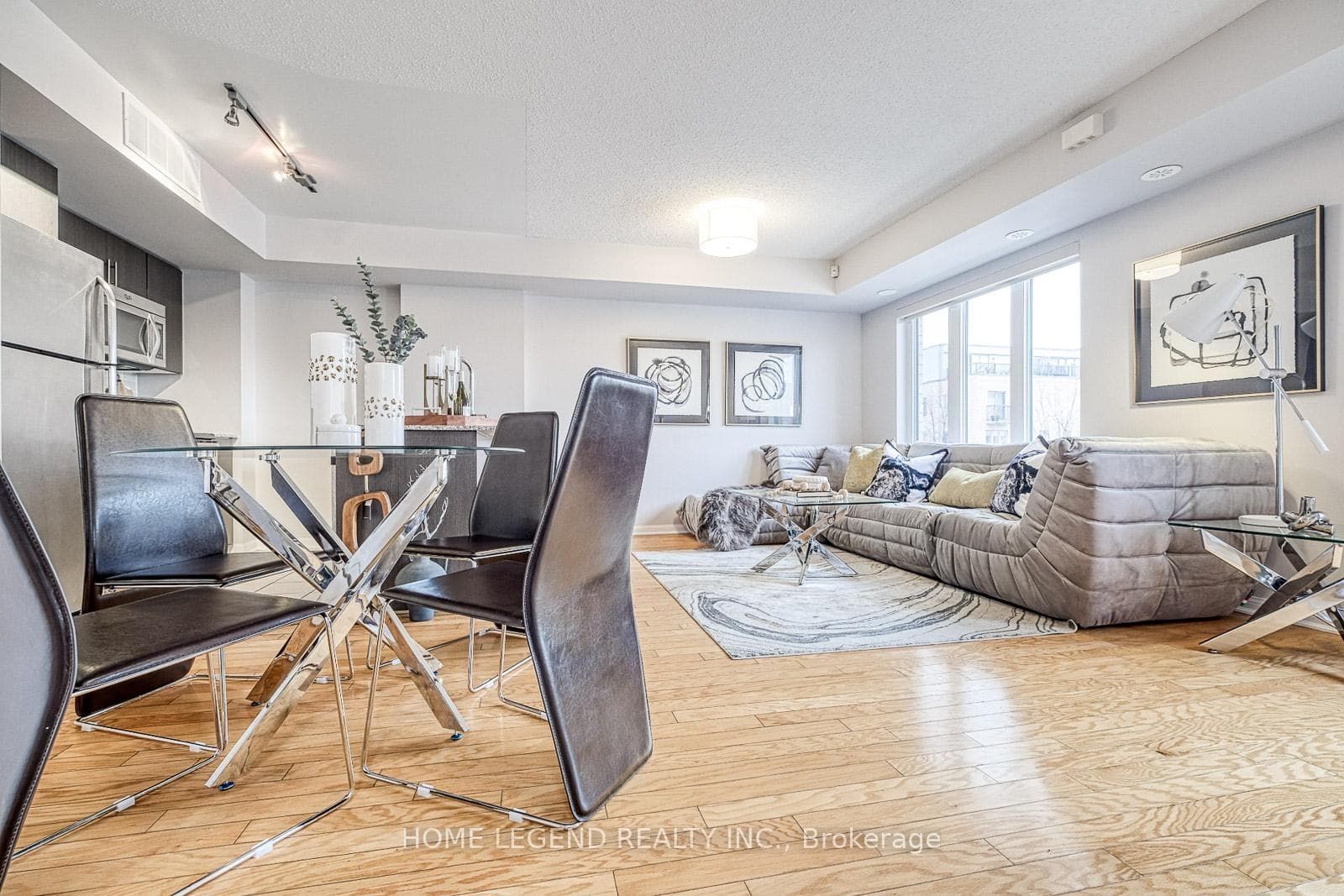 15 Foundry Avenue Unit 201 photo 6