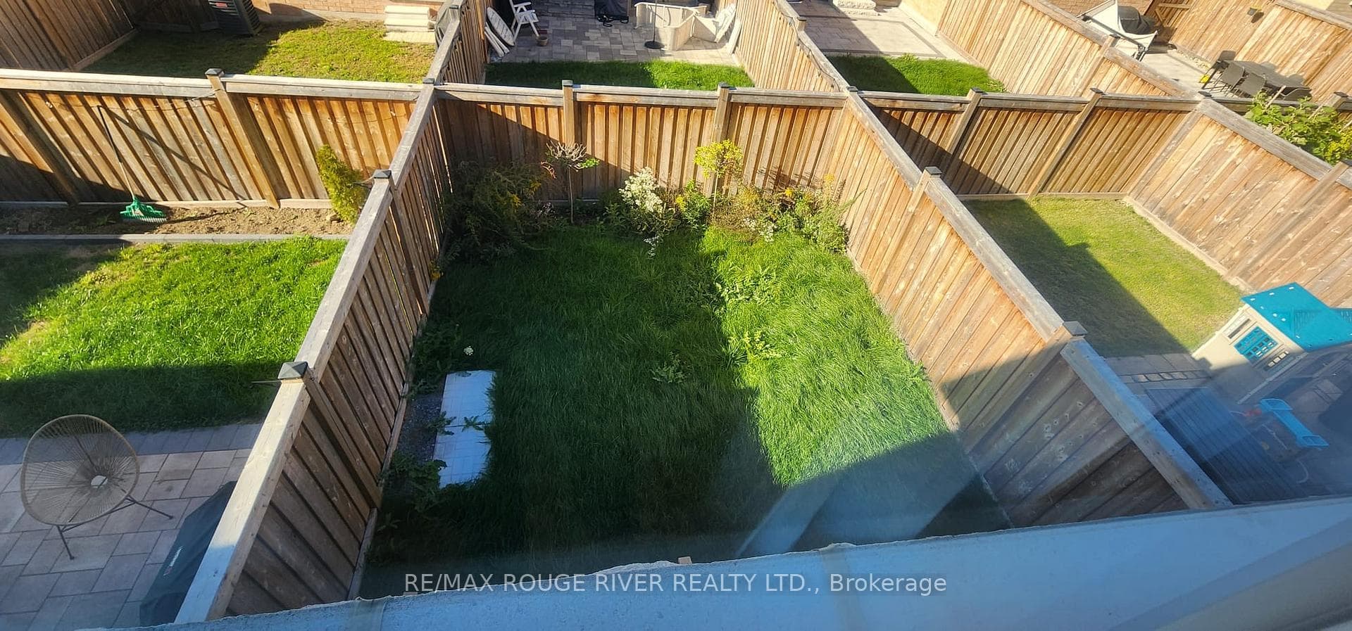 111 Boundary Boulevard photo 27
