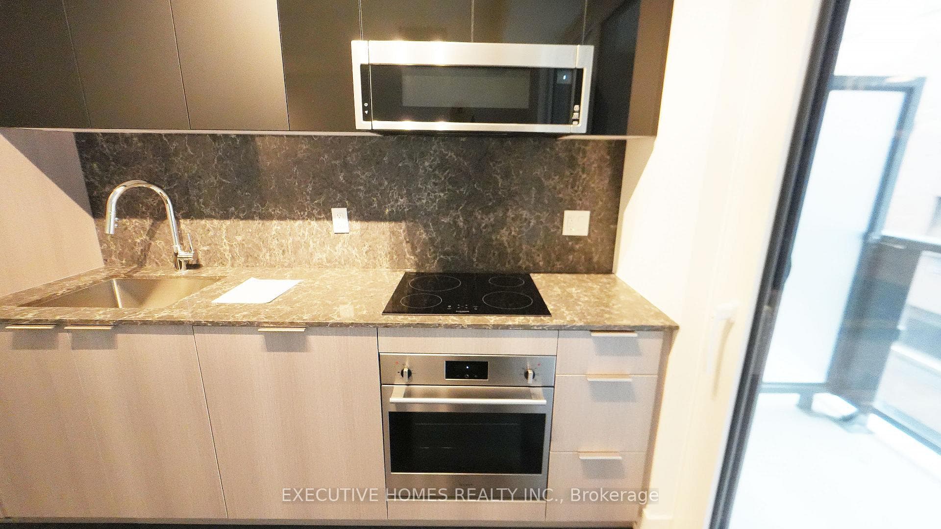 308 Jarvis Street Unit 618 photo 38