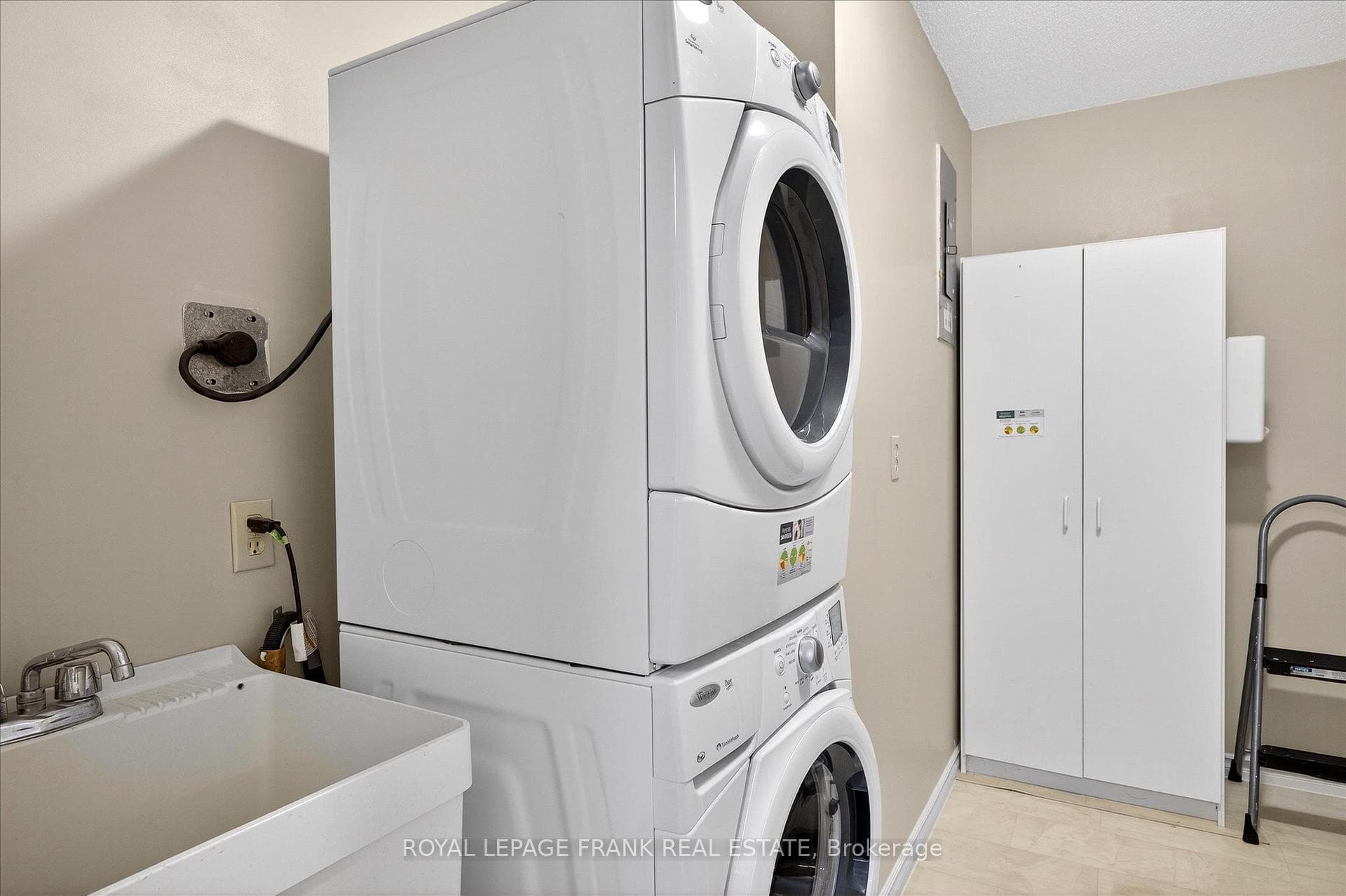 615 Whitaker Street Unit 8 photo 21