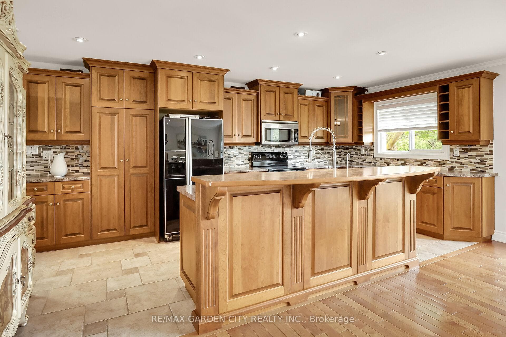 17 Baker Road photo 9