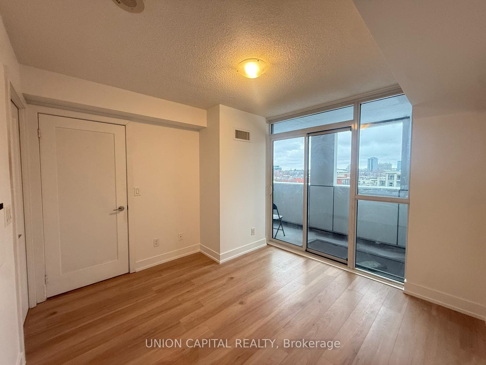 318 Richmond Street Unit 701 photo 20