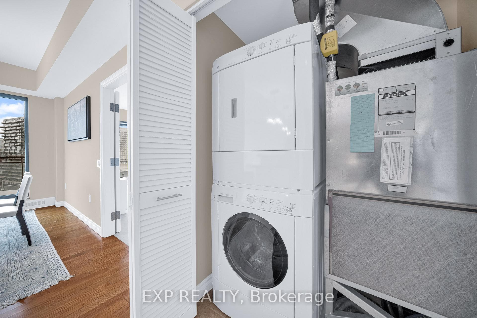 90 George Street Unit 1103 photo 32