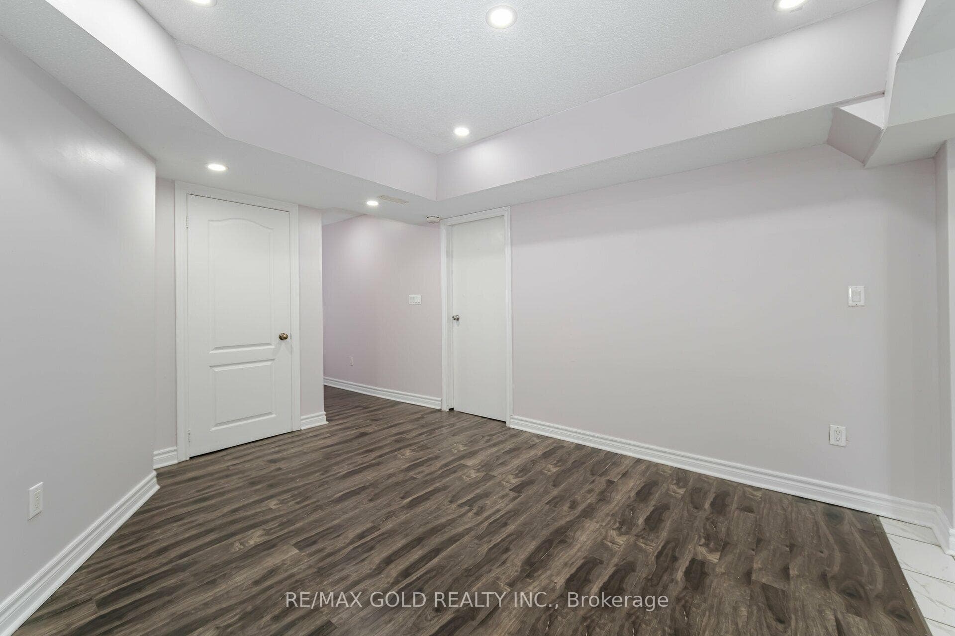 69 Softneedle Avenue photo 32