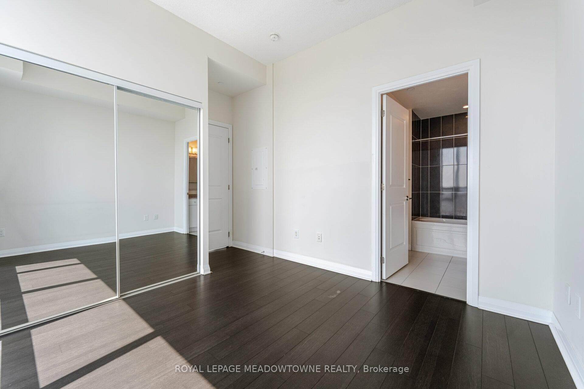 5025 Four Springs Avenue Unit 1809 photo 18